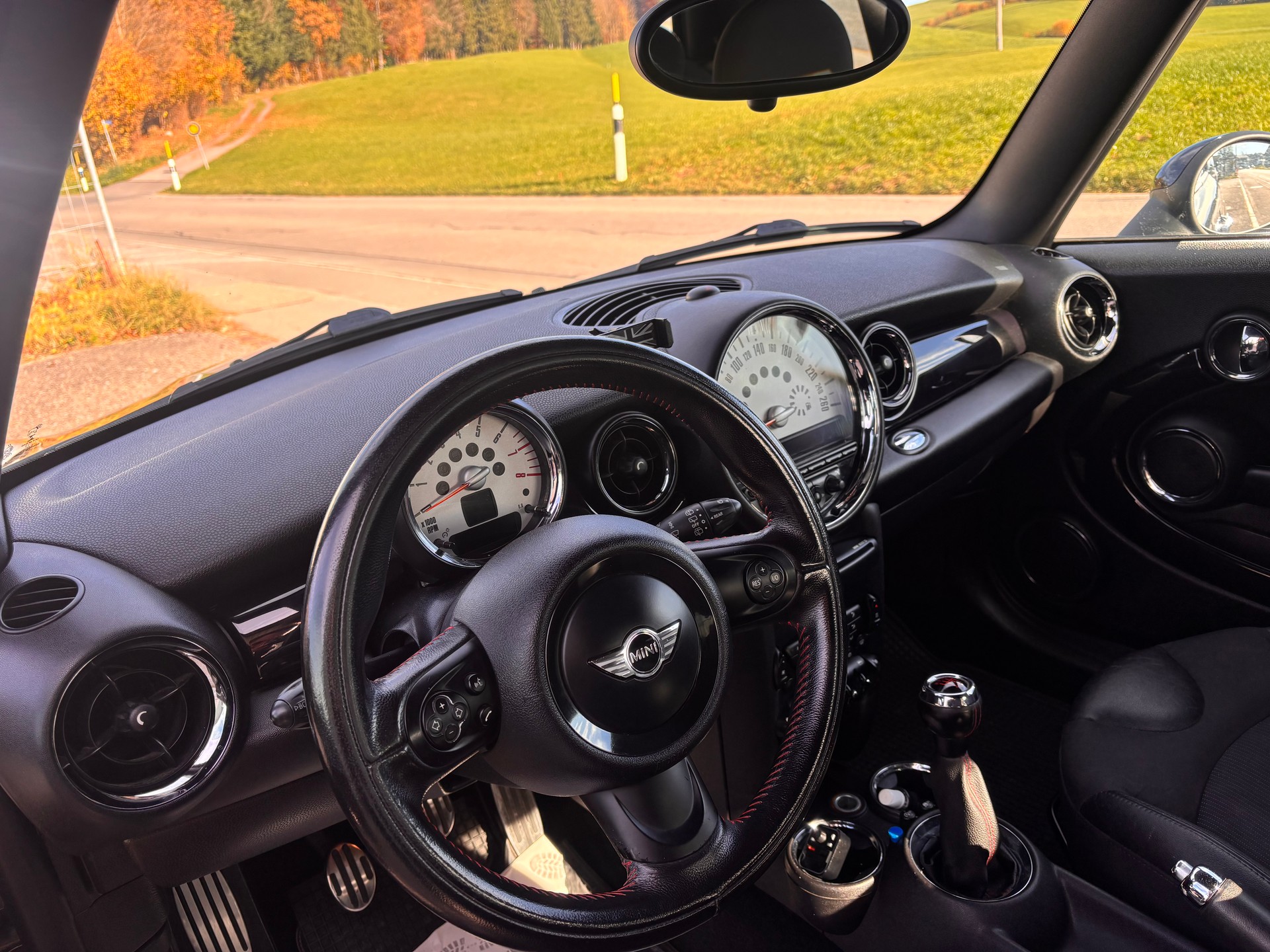 MINI Cooper S-image-5