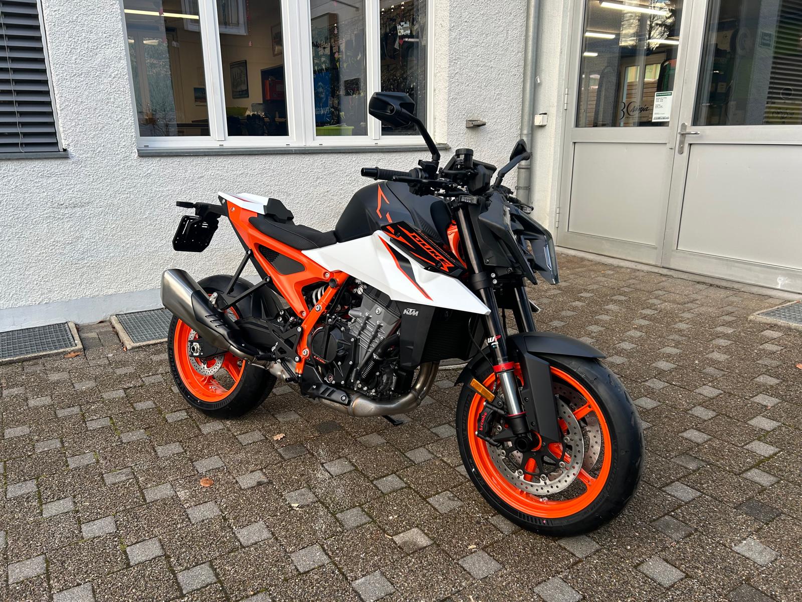 KTM 990 Duke R