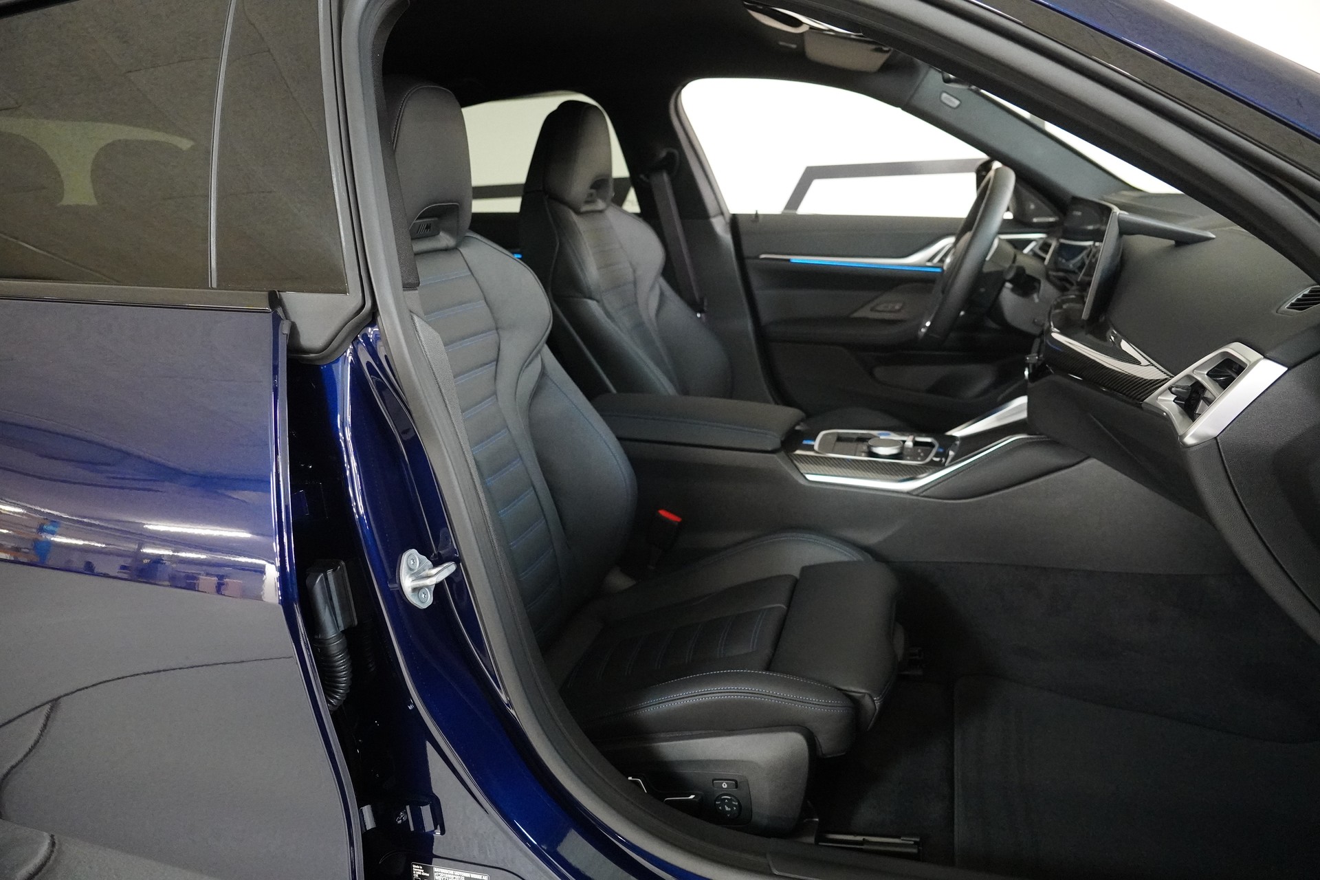 BMW i4 M60 M Sport Pro-image-14