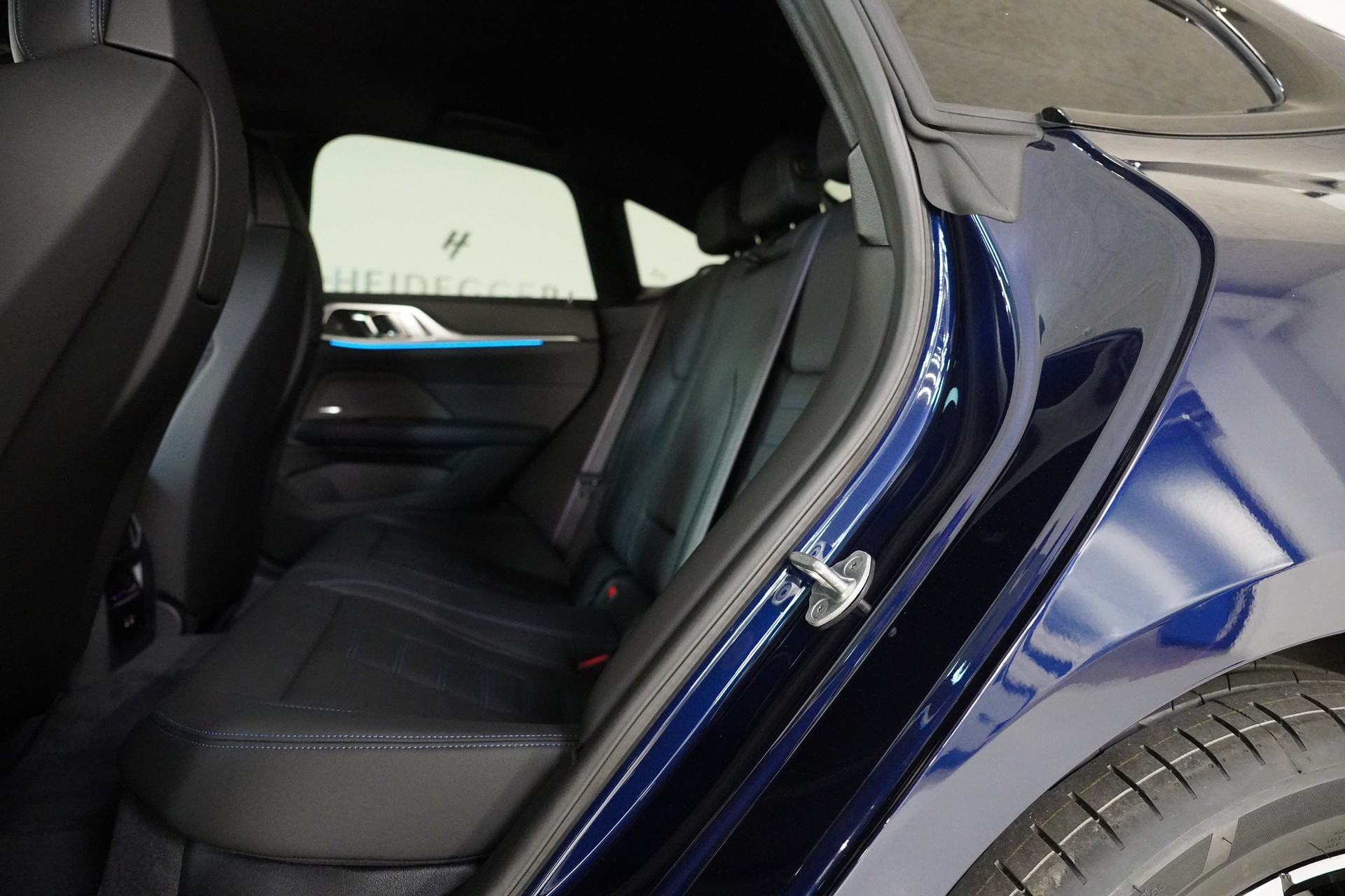 BMW i4 M60 M Sport Pro-image-12