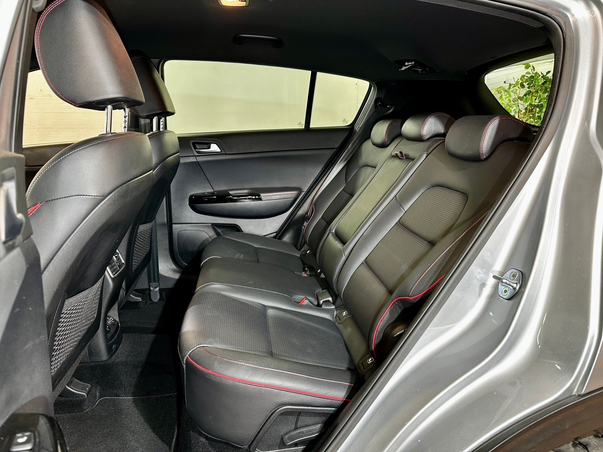 KIA Sportage 1.6CRDi Mild Hybrid GT-Line 4WD Automat-image-28