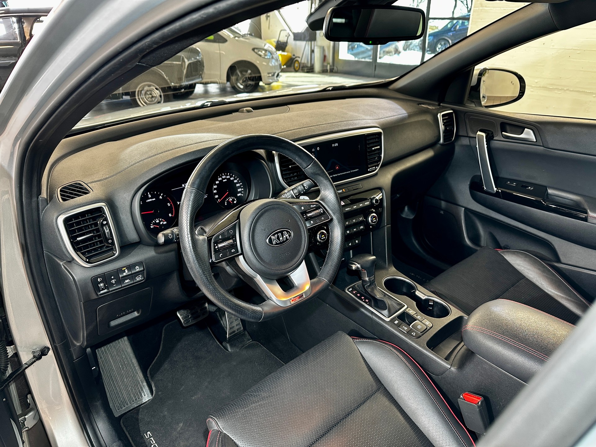 KIA Sportage 1.6CRDi Mild Hybrid GT-Line 4WD Automat-image-13
