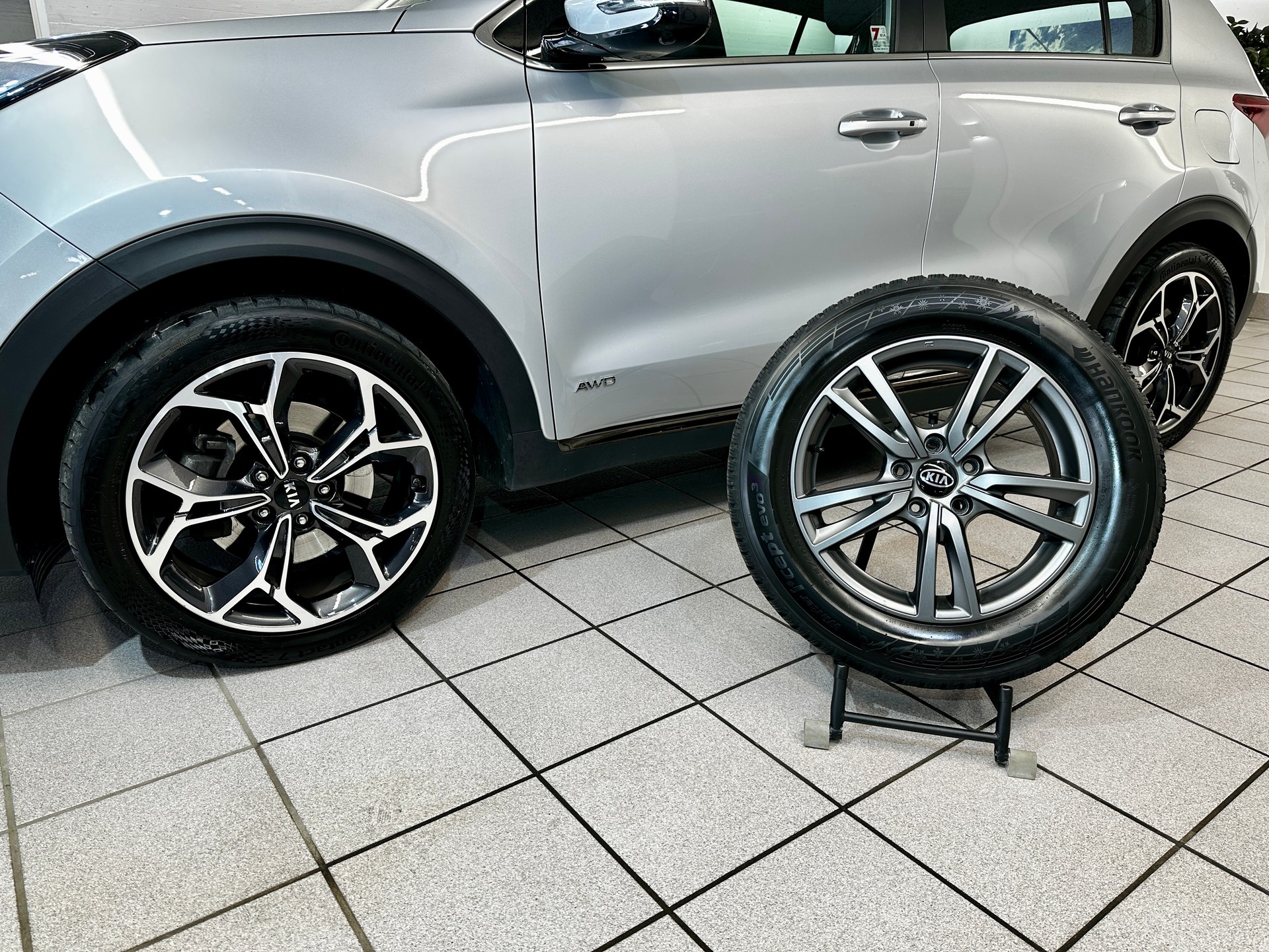 KIA Sportage 1.6CRDi Mild Hybrid GT-Line 4WD Automat-image-12