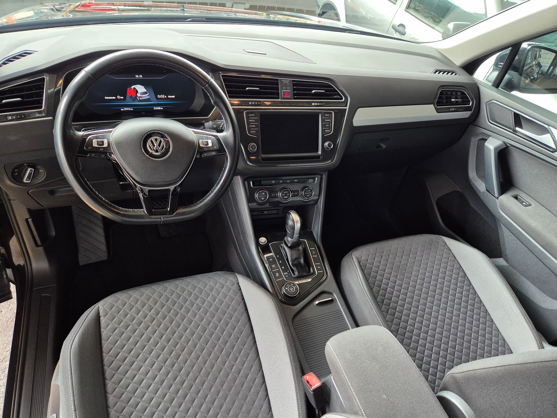 VW Tiguan 1.4TSI Comfortline 4Motion DSG-image-6