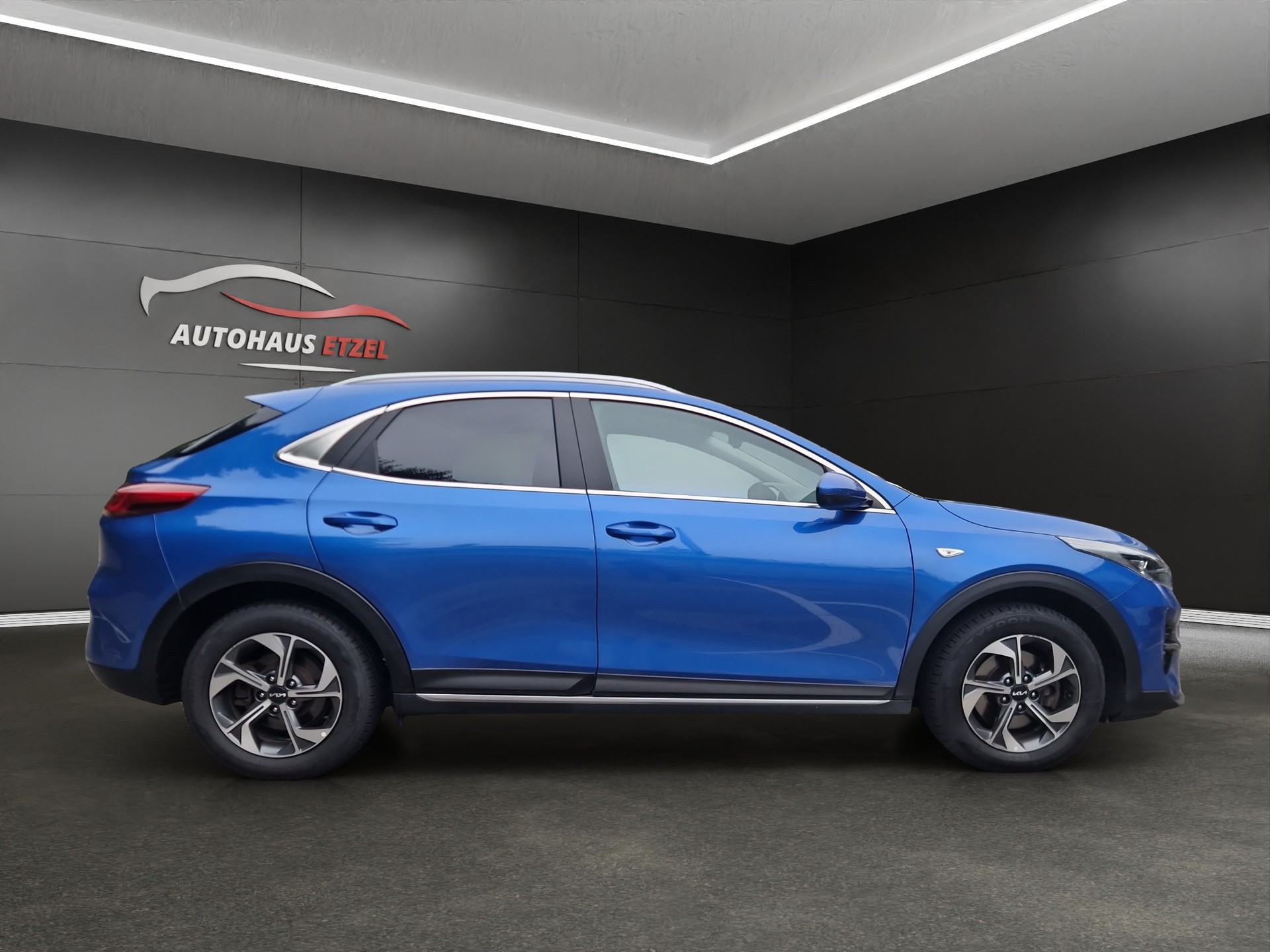 KIA XCeed 1.0 T-GDi-image-3