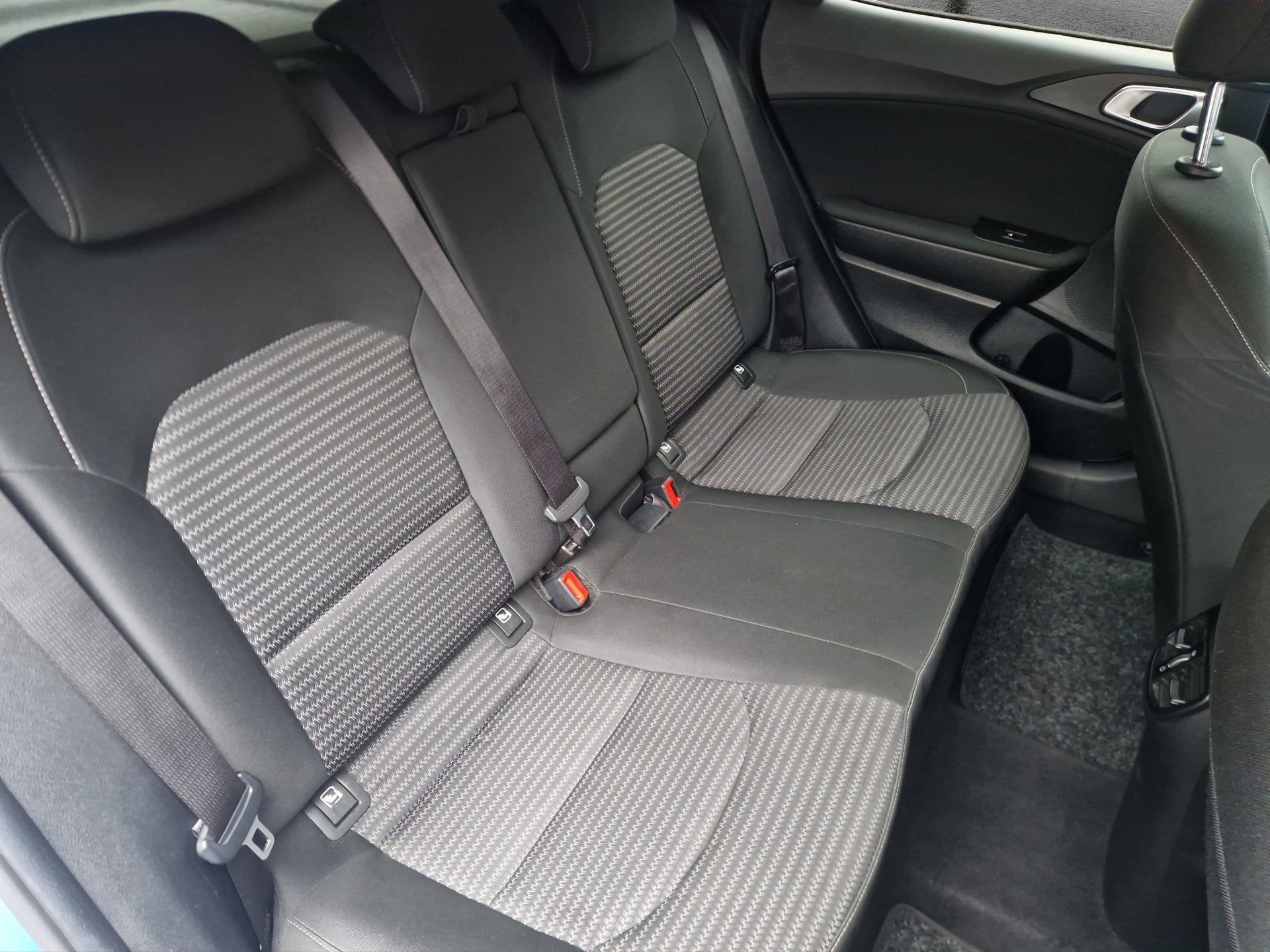 KIA XCeed 1.0 T-GDi-image-12