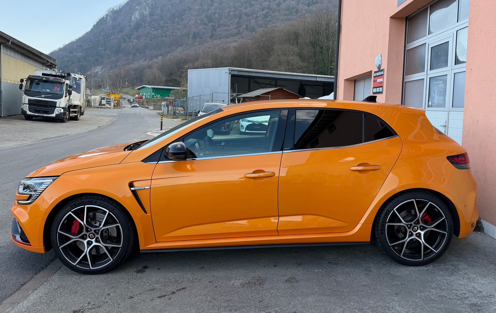 RENAULT Mégane Trophy 300 EDC-image-6