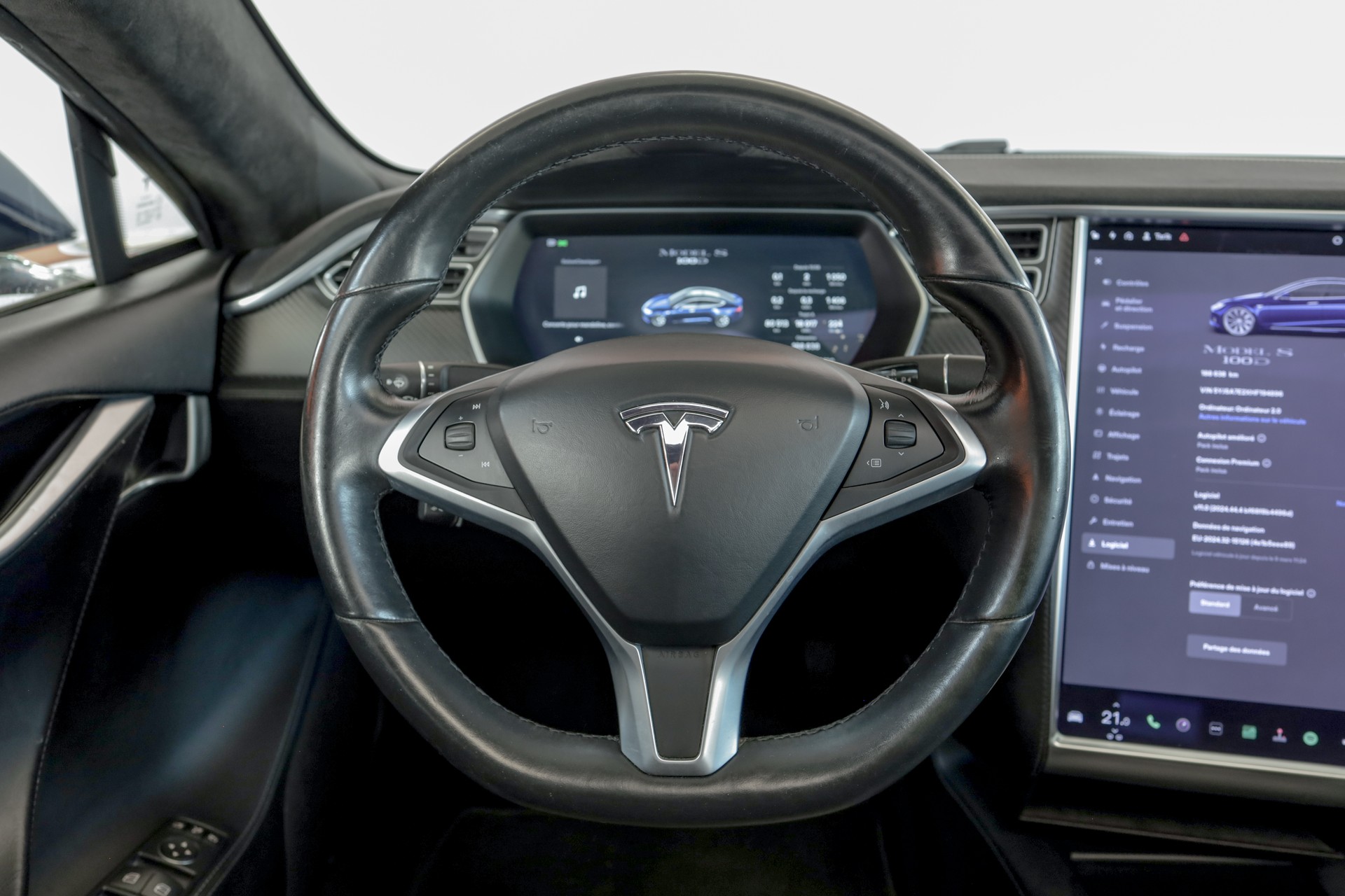 TESLA Model S 100 D-image-6