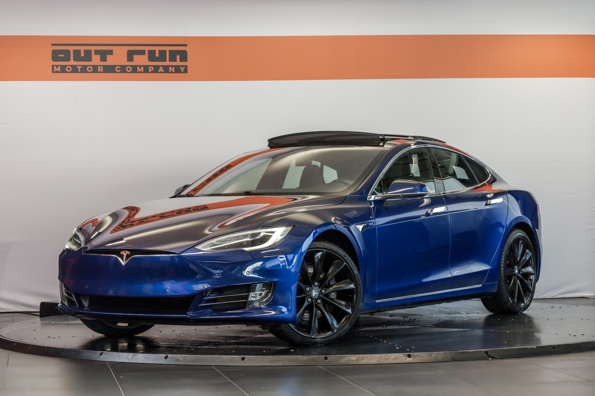 TESLA Model S 100 D