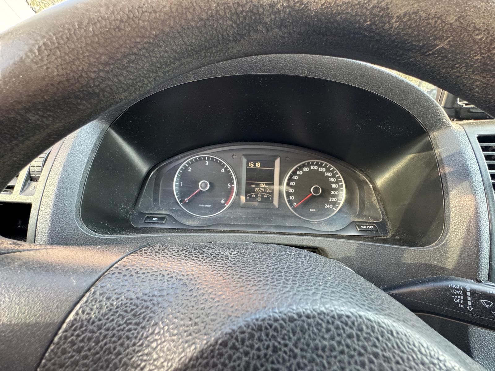 VW T5 2.0 TDI-image-19