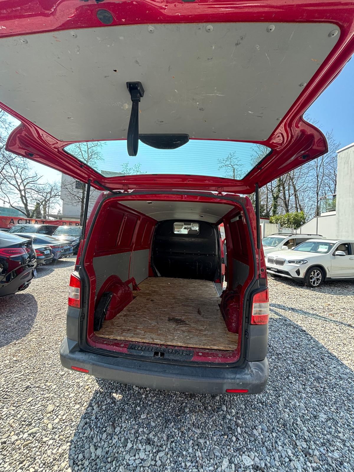 VW T5 2.0 TDI-image-4