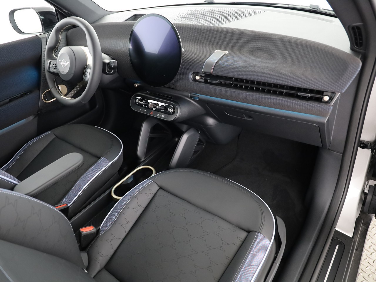 MINI Cooper E-image-11
