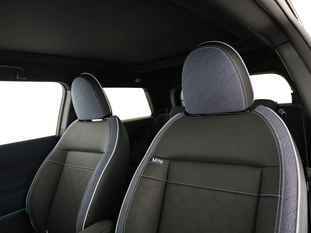 MINI Cooper E-image-9