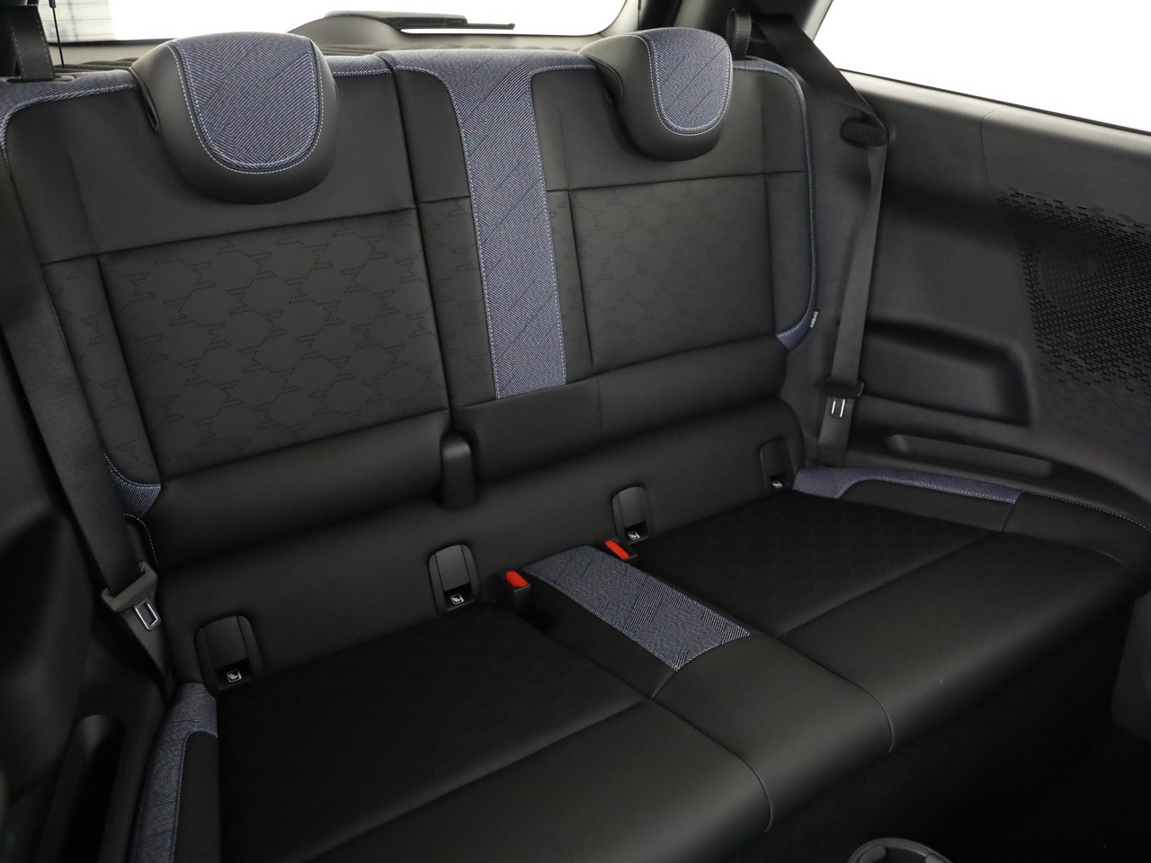MINI Cooper E-image-14