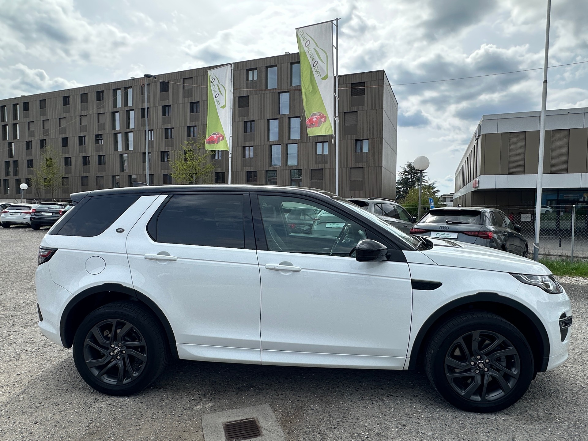 LAND ROVER Discovery Sport 2.0 SD4 Dynamic AT9-image-7