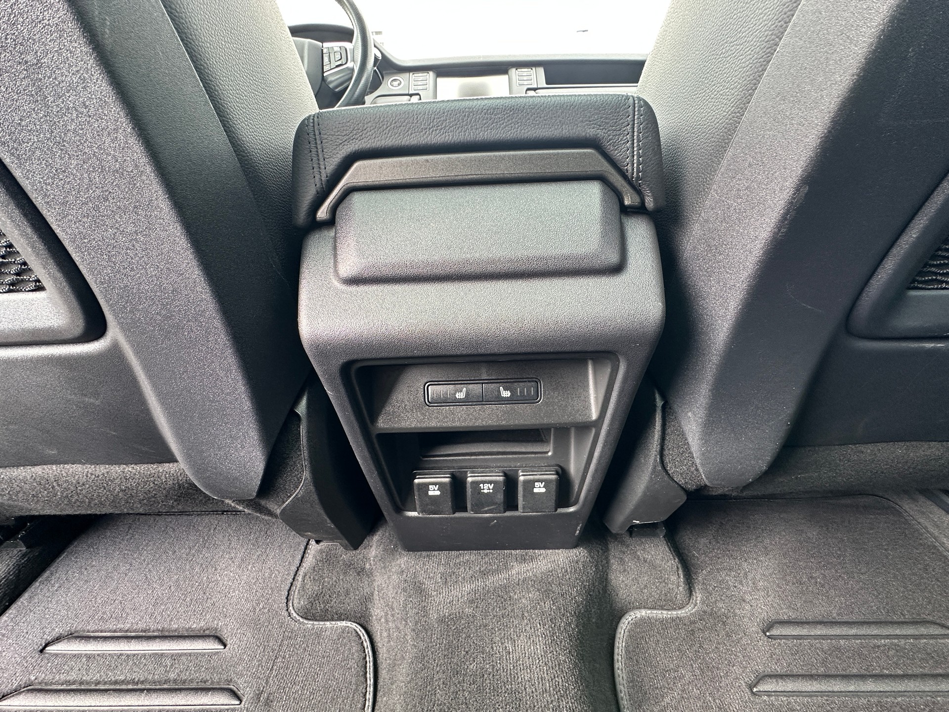 LAND ROVER Discovery Sport 2.0 SD4 Dynamic AT9-image-12
