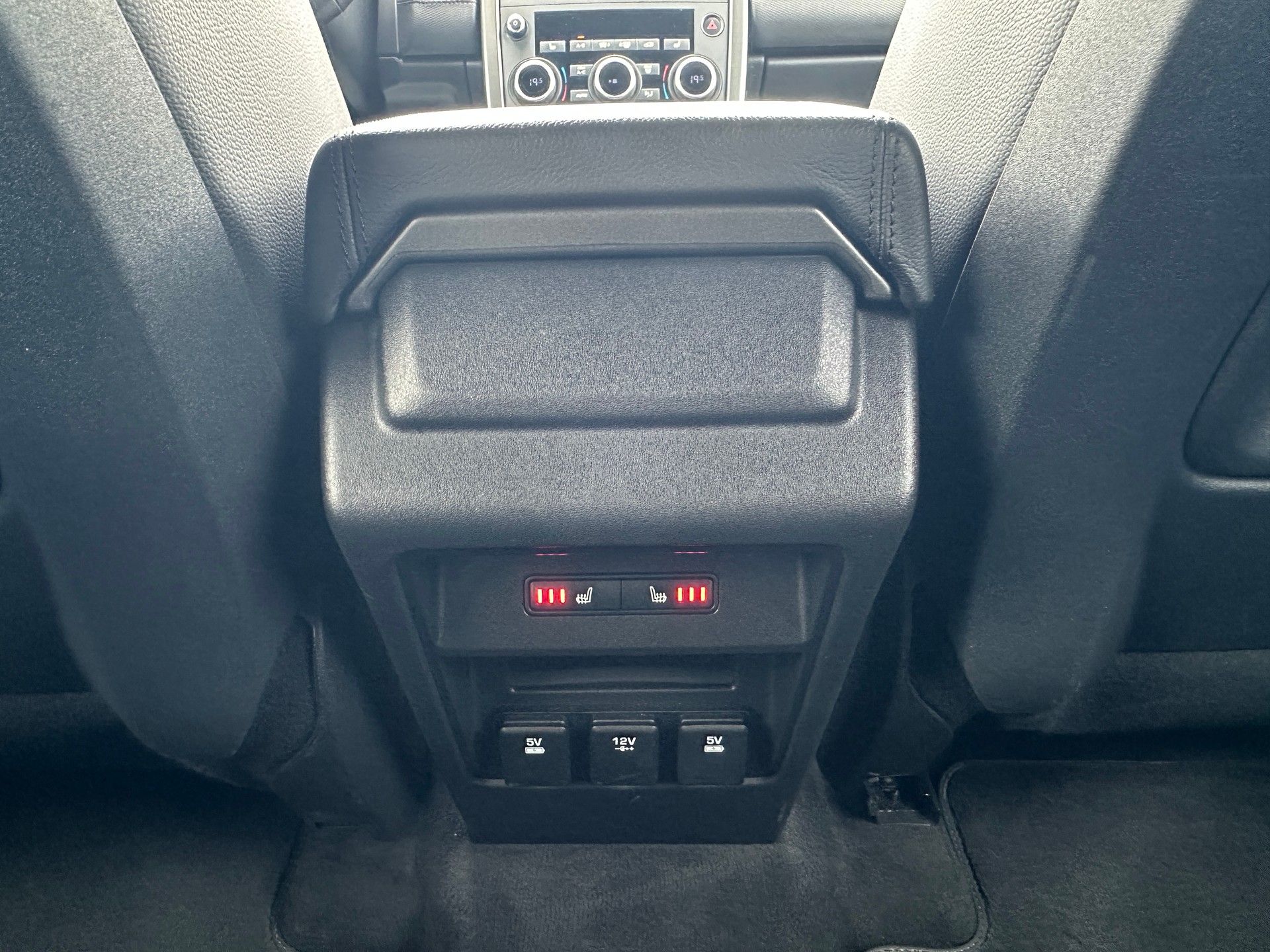 LAND ROVER Discovery Sport 2.0 SD4 Dynamic AT9-image-18