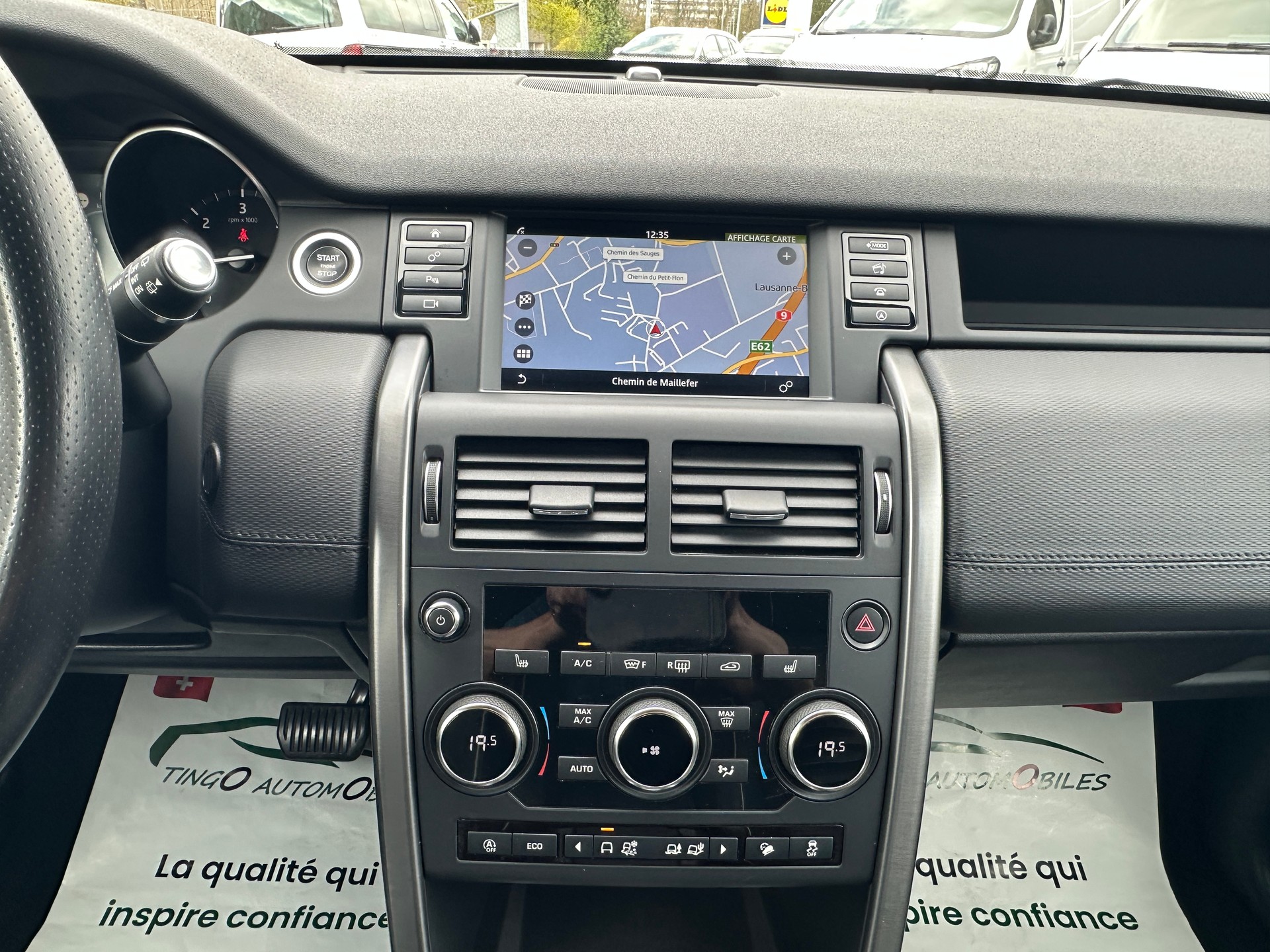 LAND ROVER Discovery Sport 2.0 SD4 Dynamic AT9-image-22