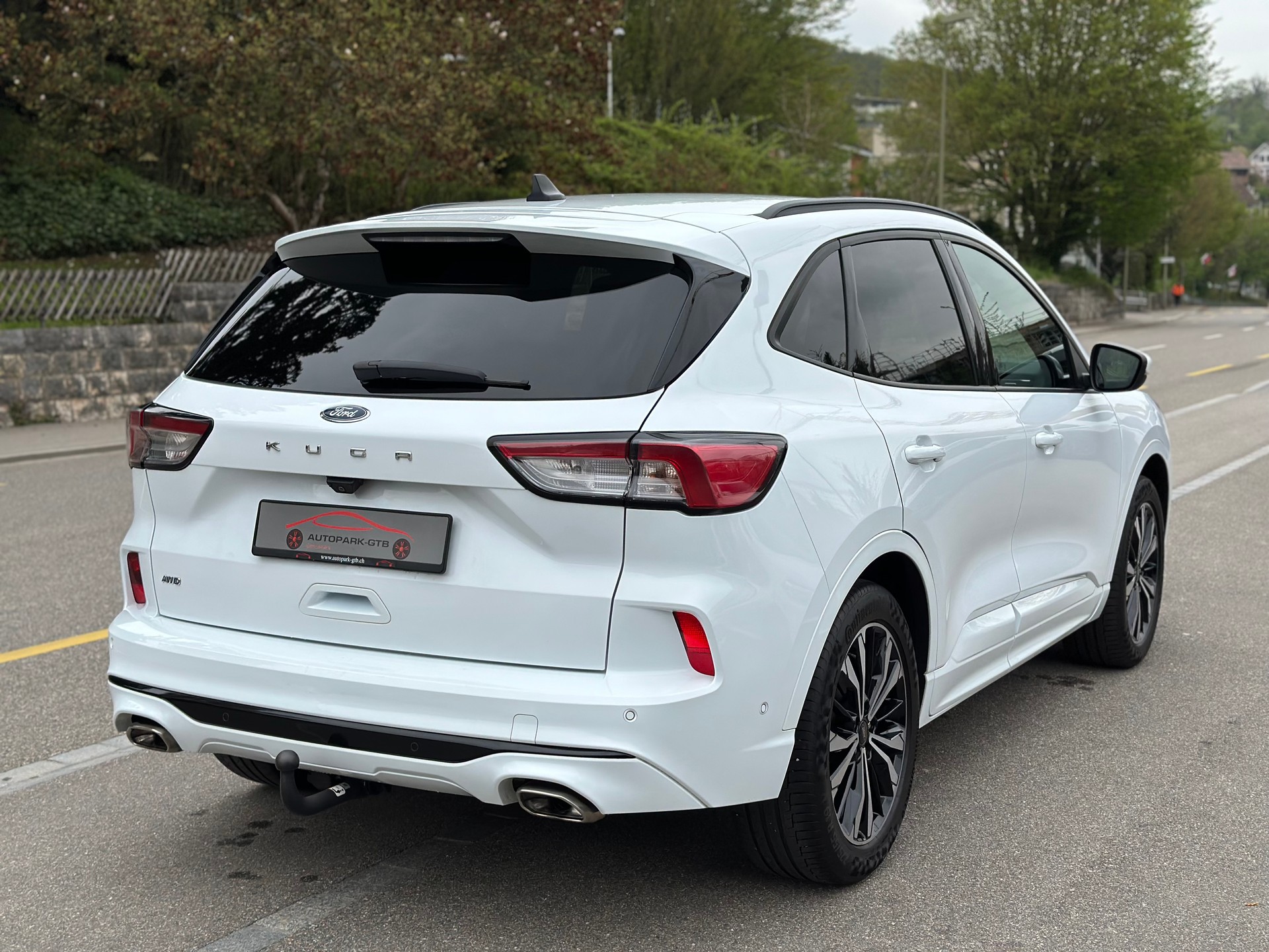 FORD Kuga 2.0 TDCi EcoBlue ST-Line X 4WD-image-6