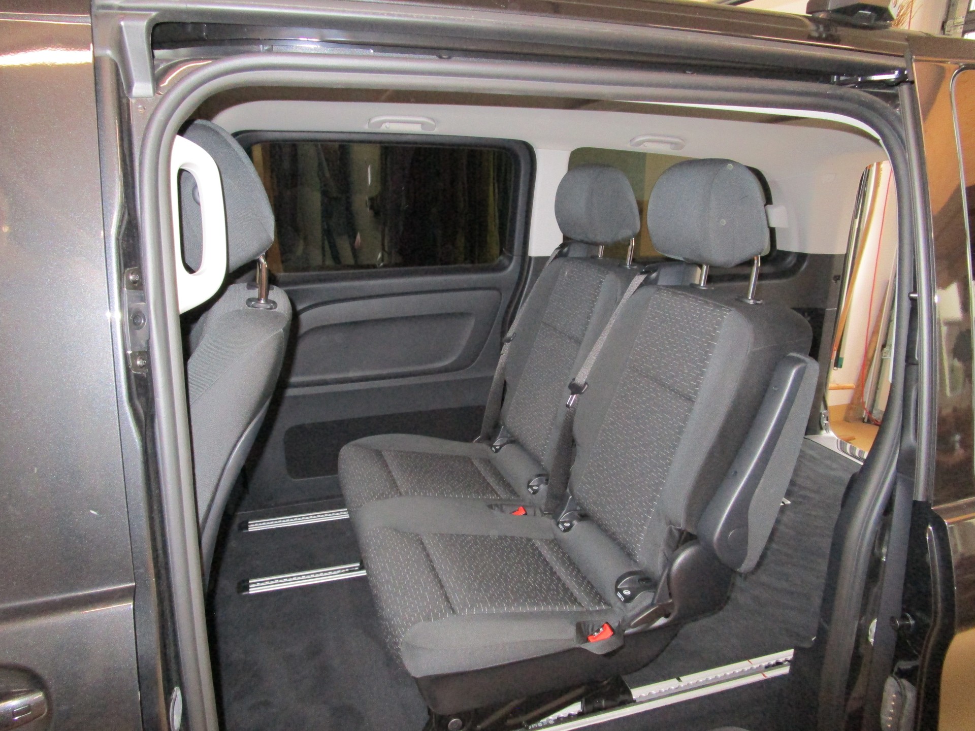 MERCEDES-BENZ Vito 116 CDI Lang Pro Tourer 9G-Tronic-image-4
