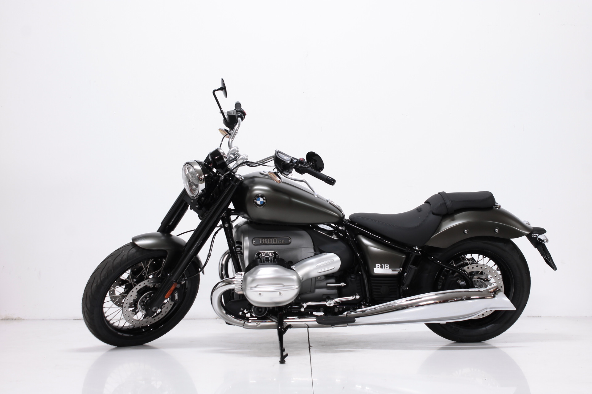 BMW R 18-image-1