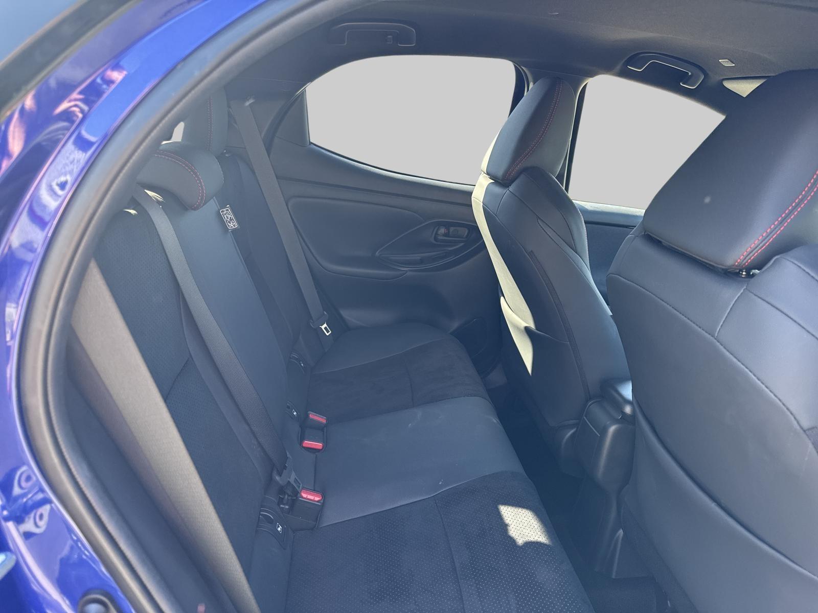 TOYOTA Yaris 1.5 GR Sport e-CVT-image-10