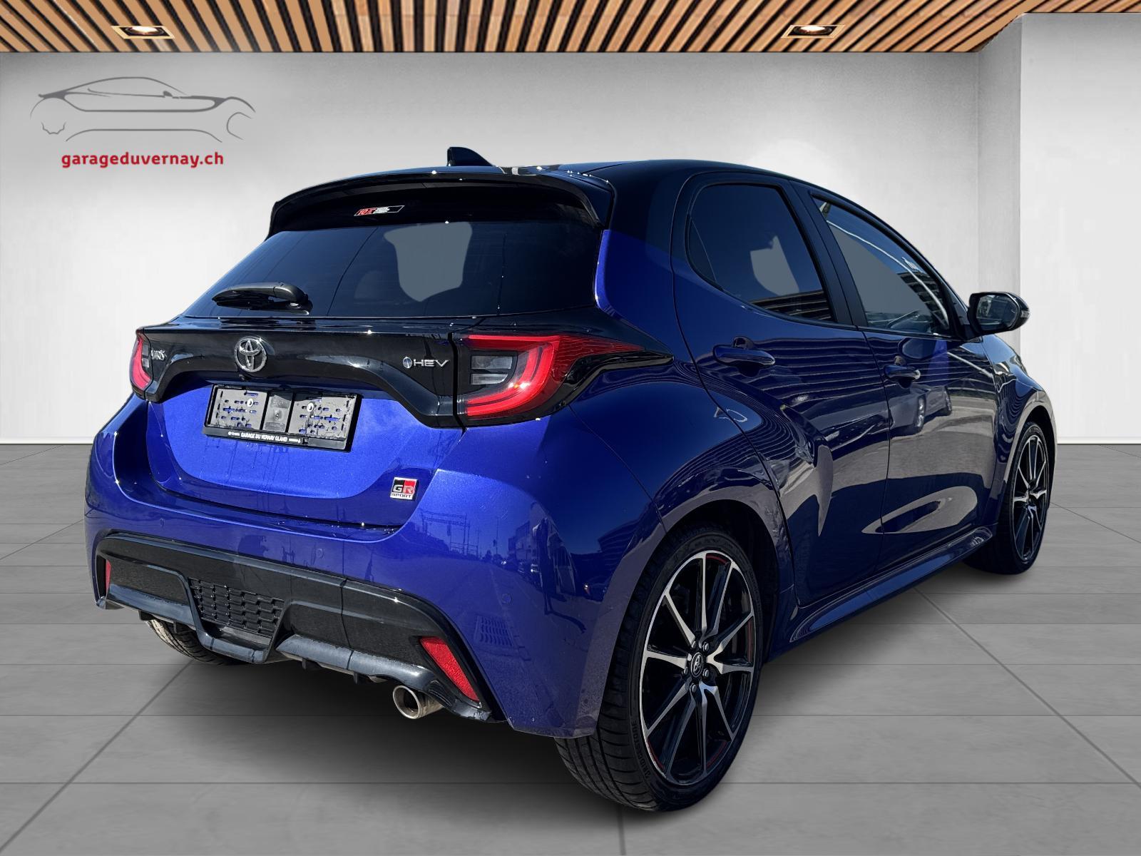 TOYOTA Yaris 1.5 GR Sport e-CVT-showroom-element-2