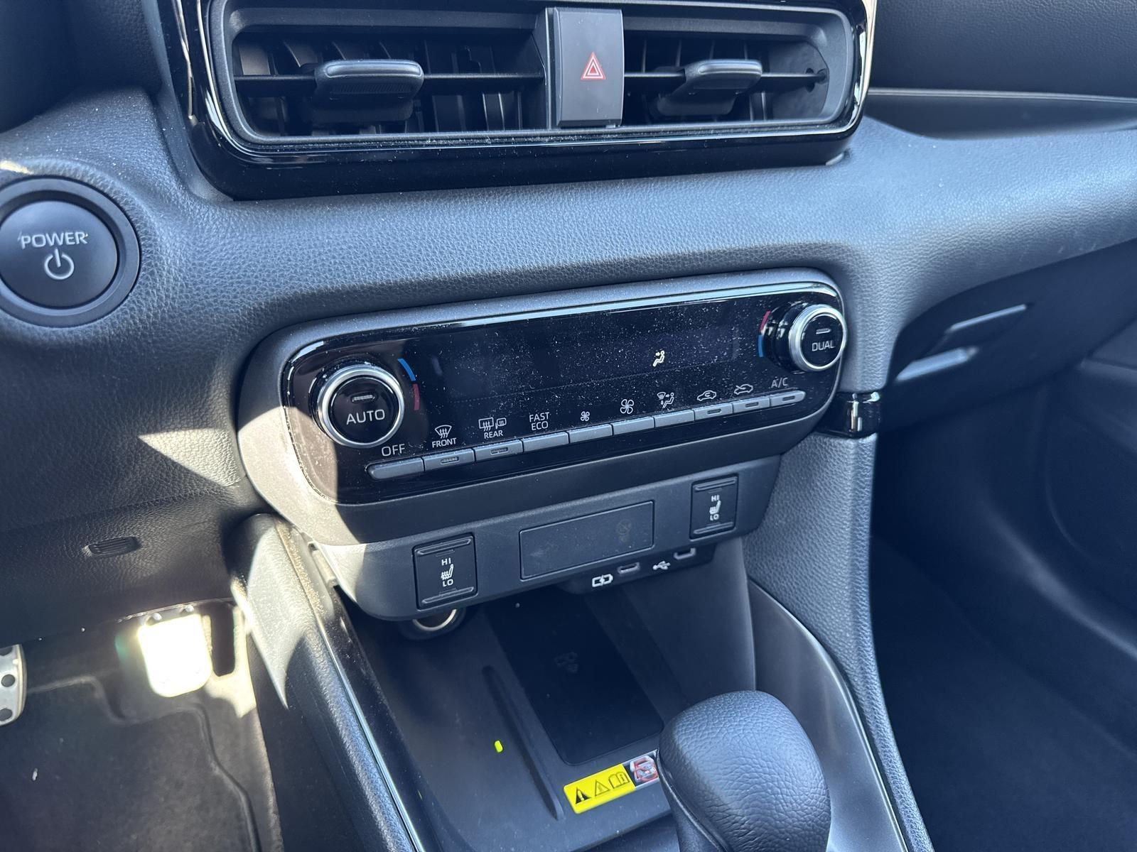 TOYOTA Yaris 1.5 GR Sport e-CVT-image-7