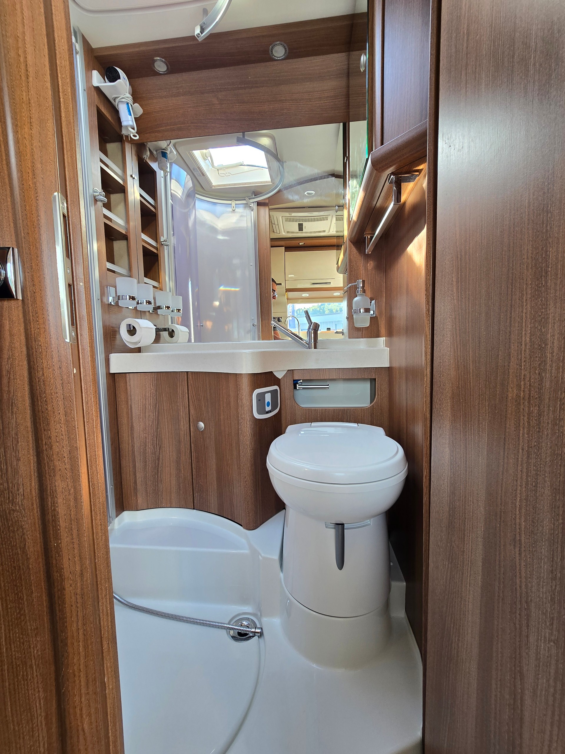 CARTHAGO C-Tourer i 143-image-6