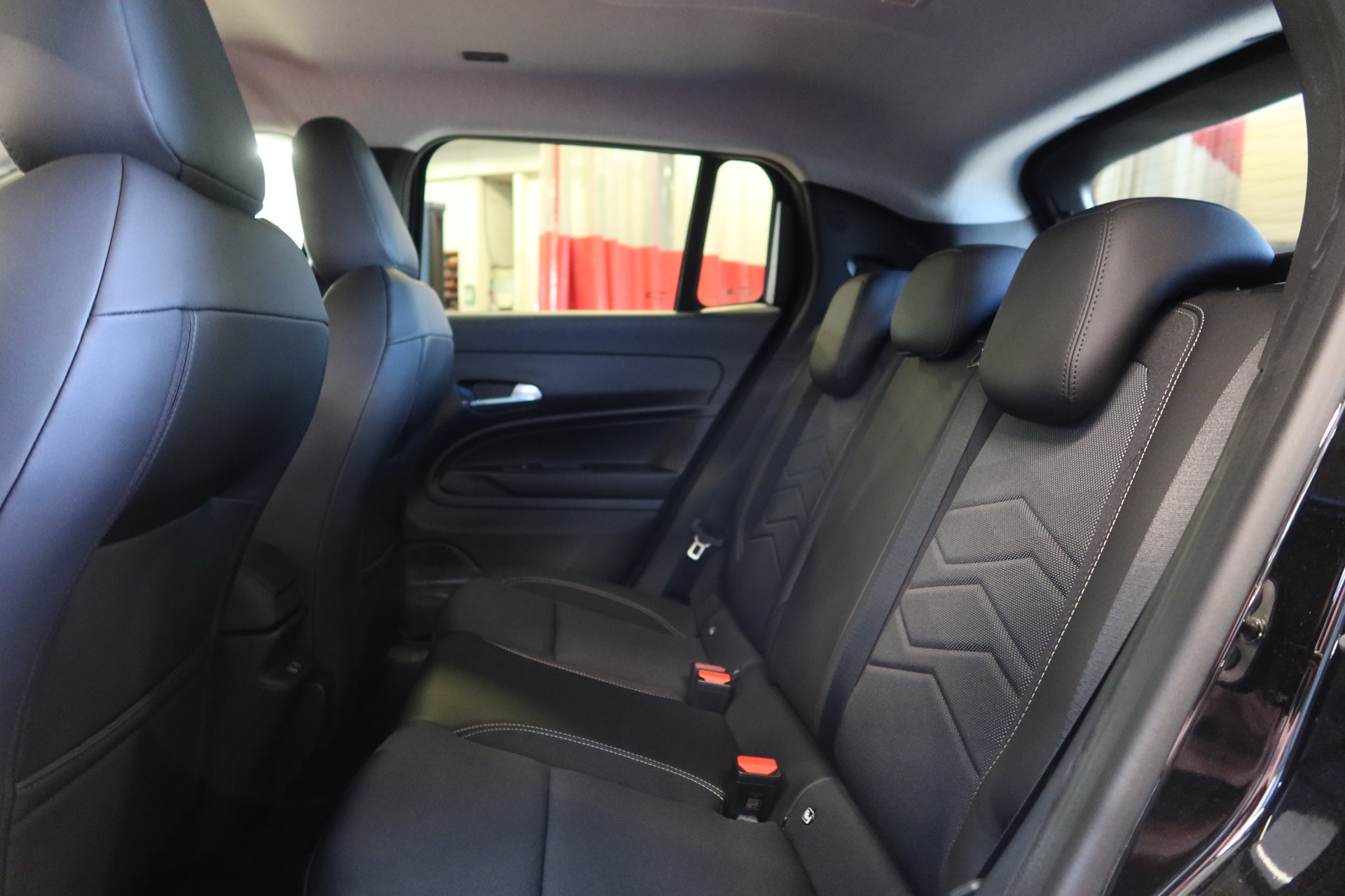 JEEP Avenger 54kWh Summit-image-13