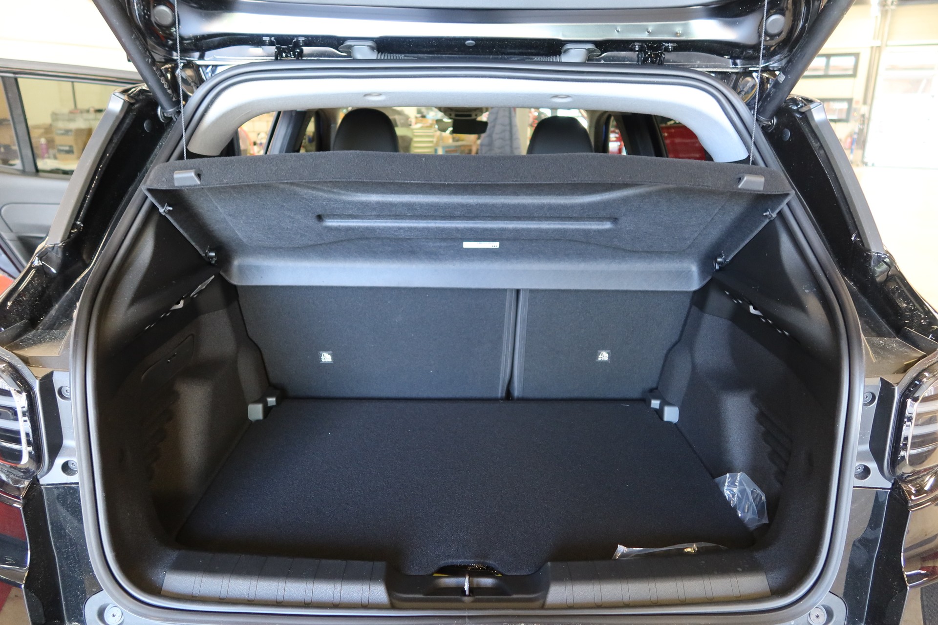 JEEP Avenger 54kWh Summit-image-14