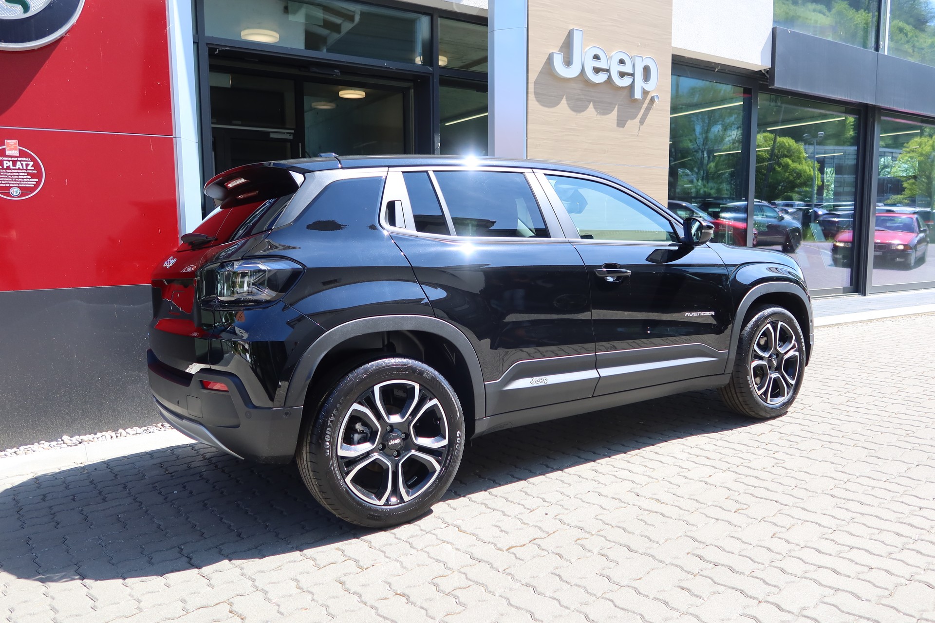 JEEP Avenger 54kWh Summit-image-5
