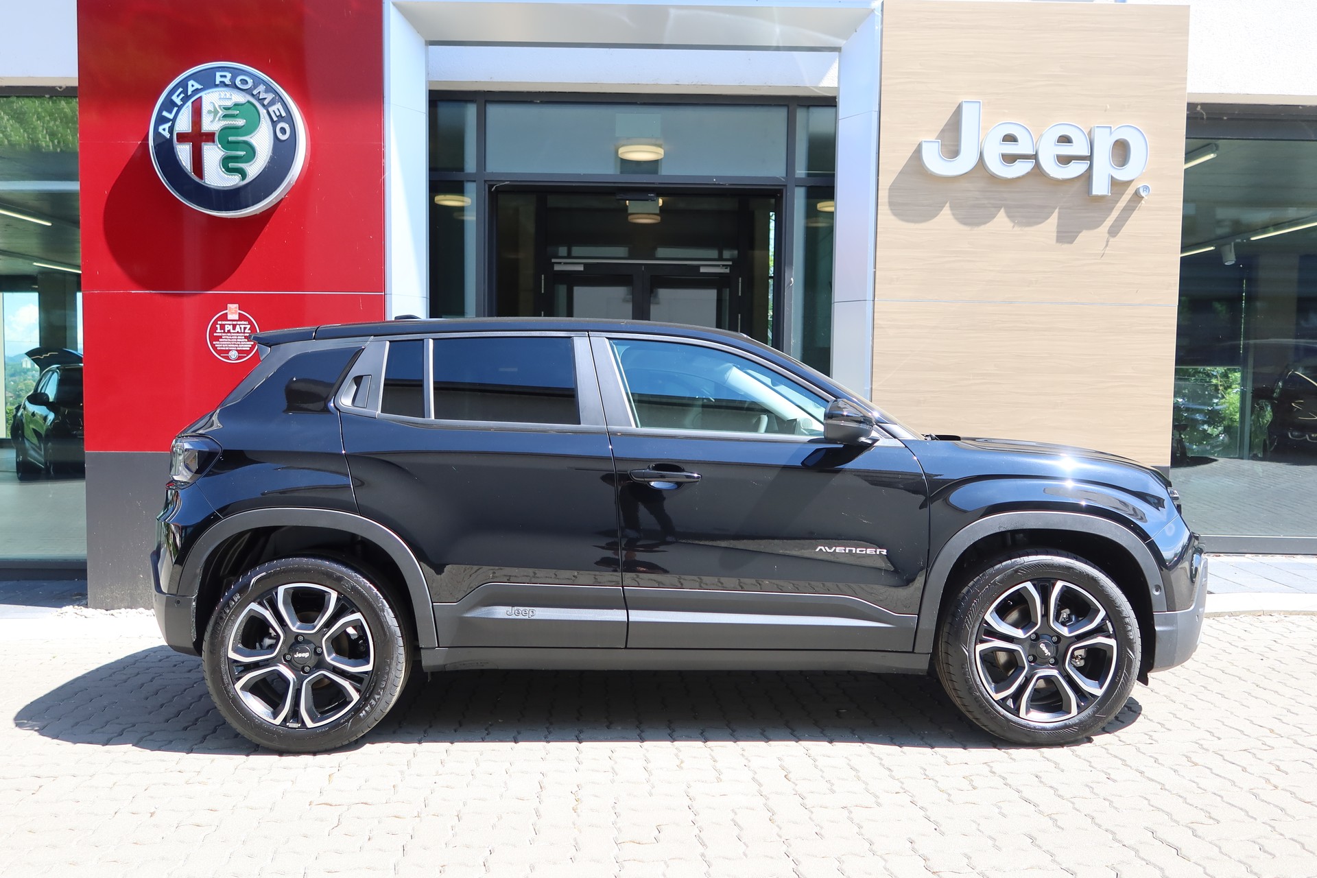 JEEP Avenger 54kWh Summit-image-4