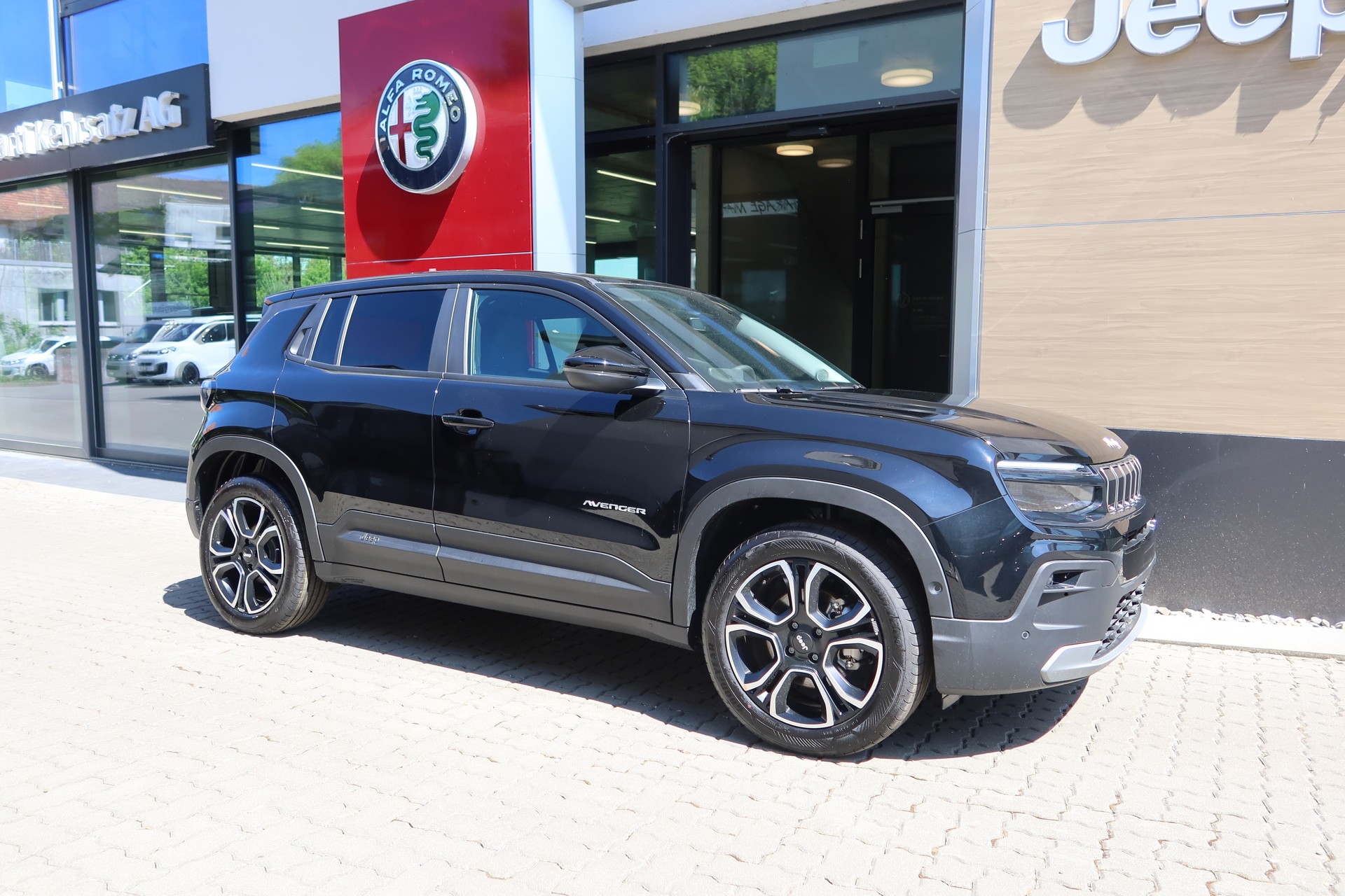 JEEP Avenger 54kWh Summit-image-2