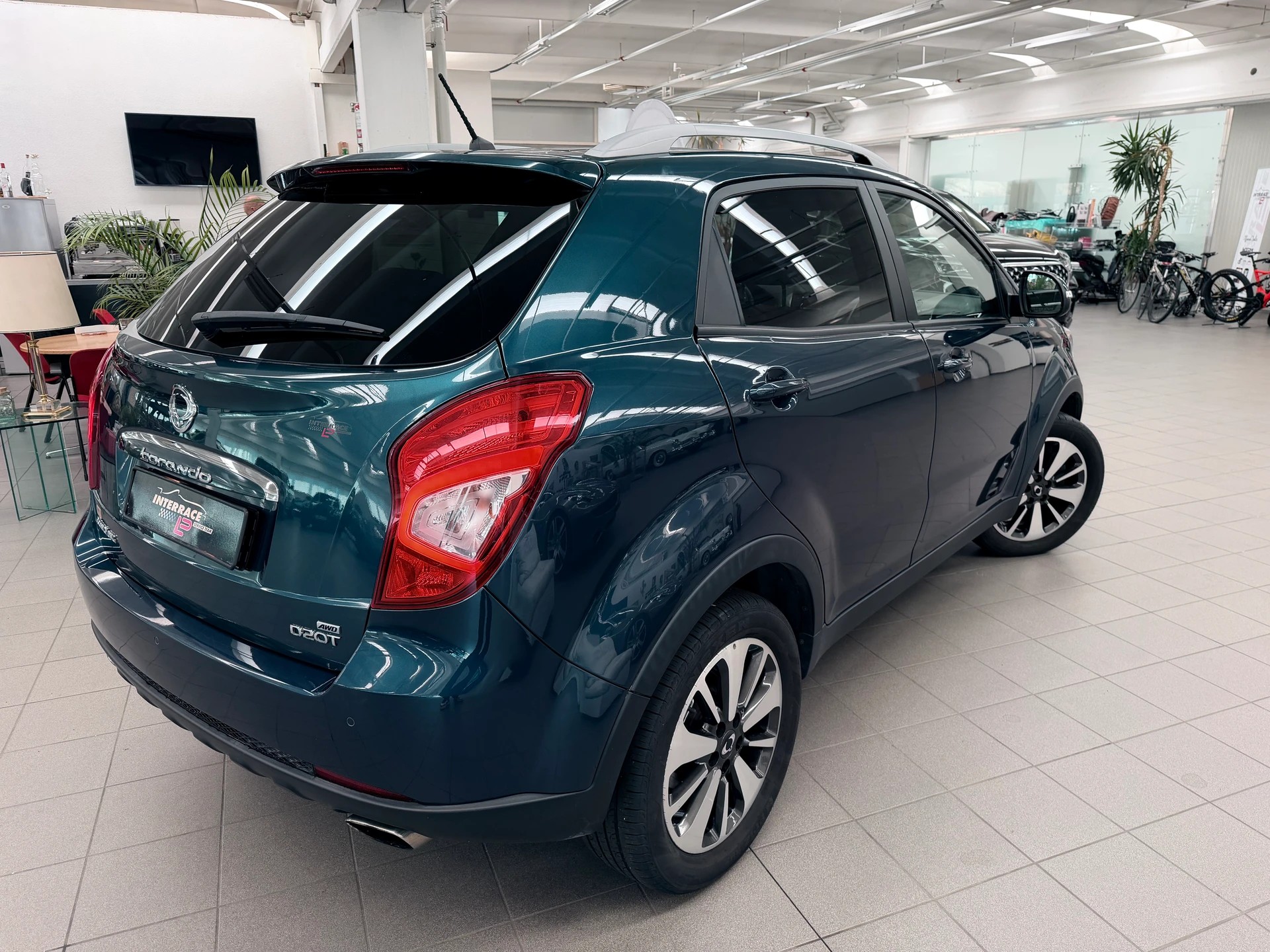 KGM-SsangYong Korando 2.0 e-XDI Sixty Edition 4WD-image-4