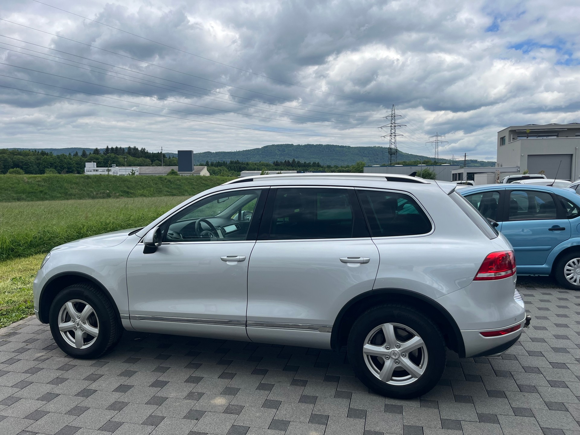 VW Touareg 3.0 TDI BlueMotion Technology Tiptronic-image-4