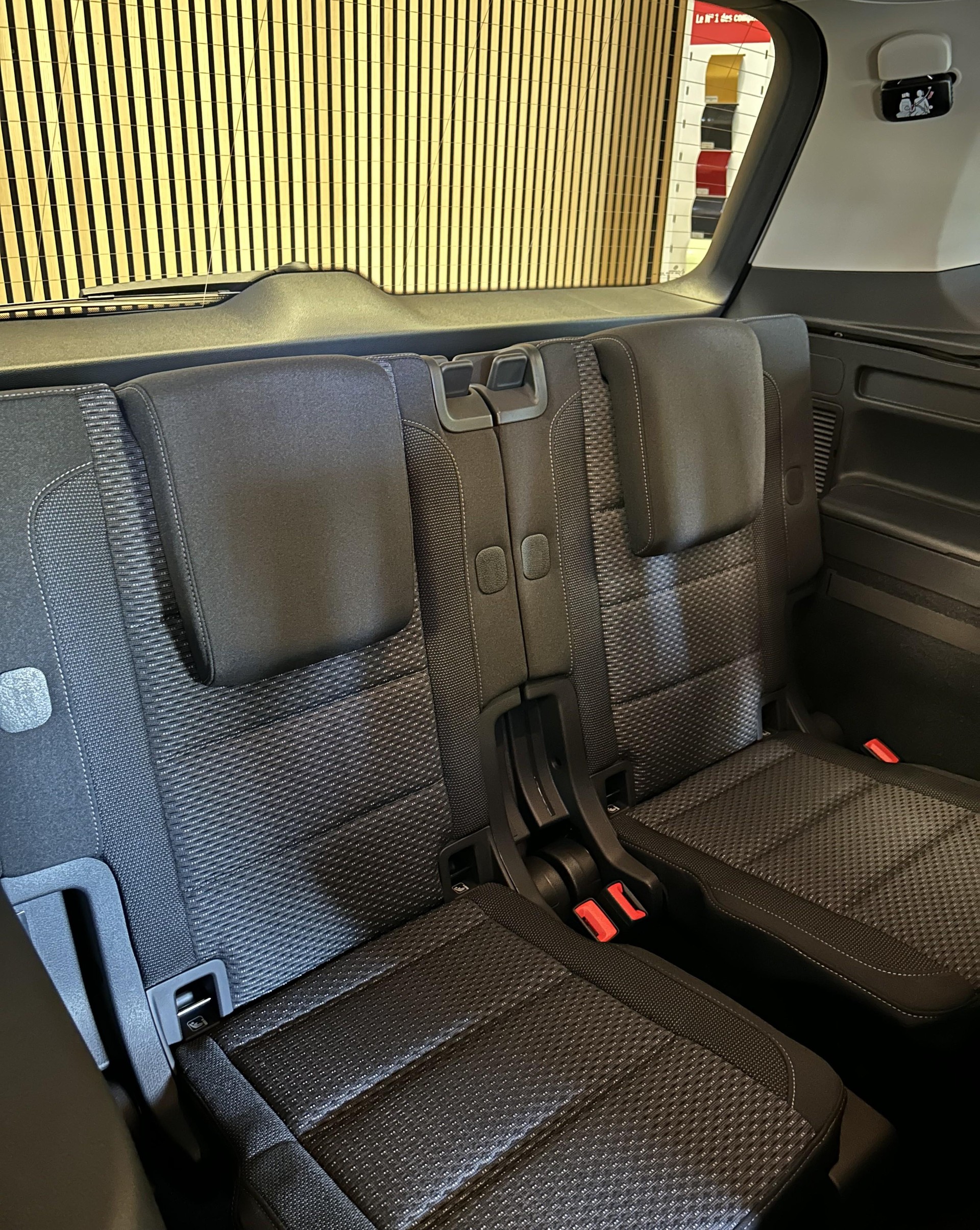 VW Touran 1.5 TSI Comfortline DSG 7 Place/7Platz-image-20