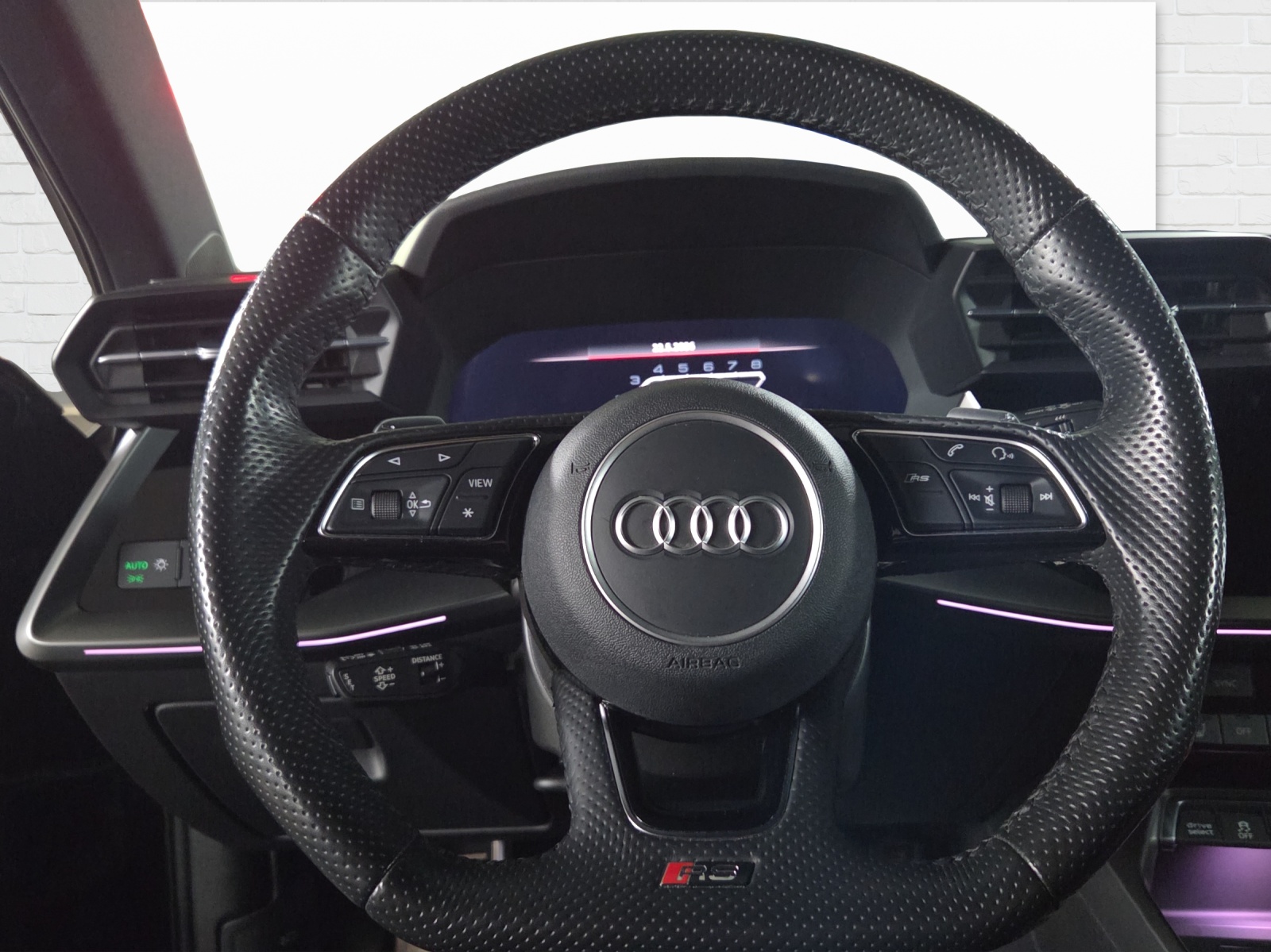 AUDI RS3 Sportback 2.5 TSI quattro S-tronic-image-5