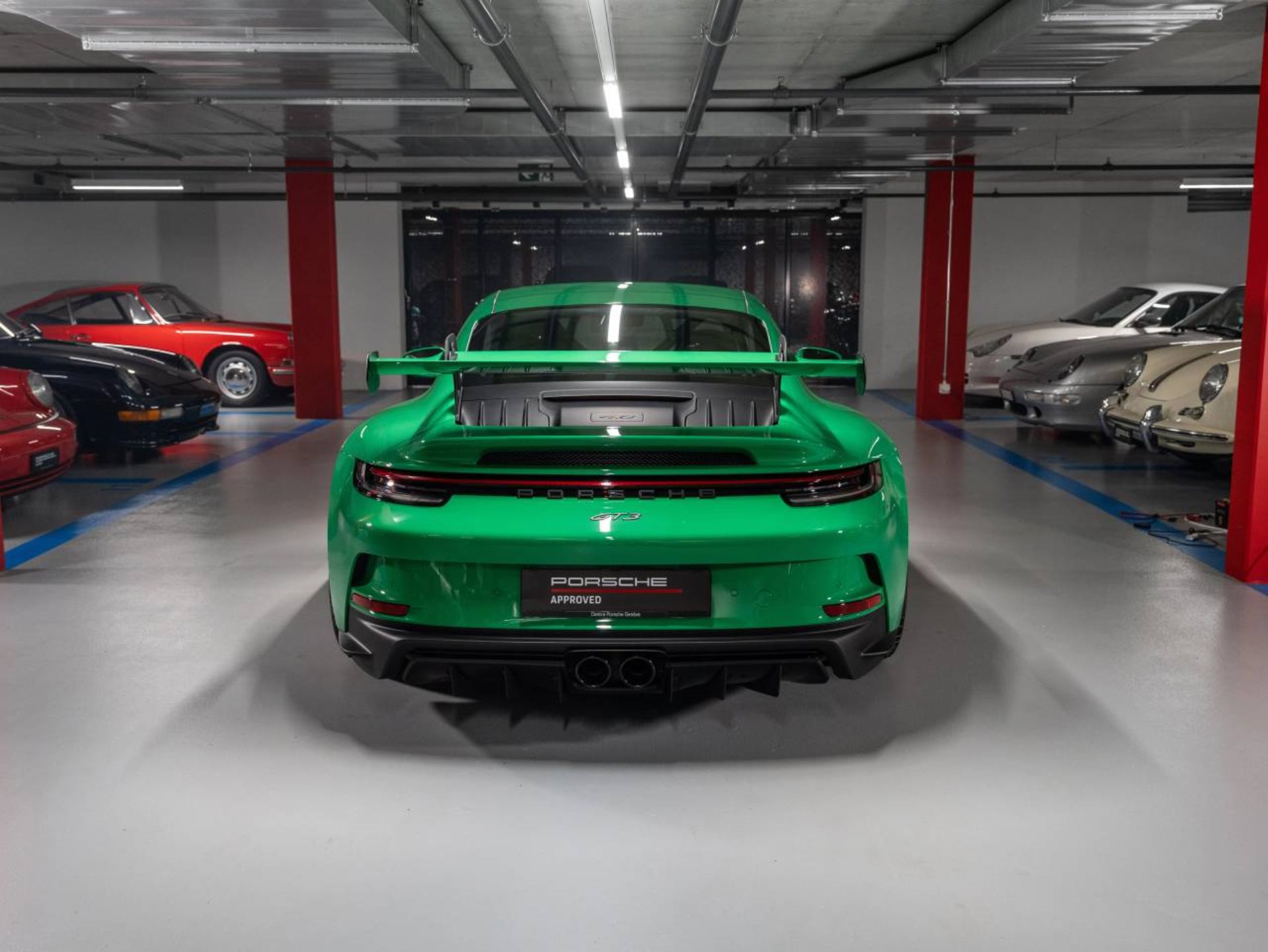 PORSCHE 911 GT3 (MY23)-image-6