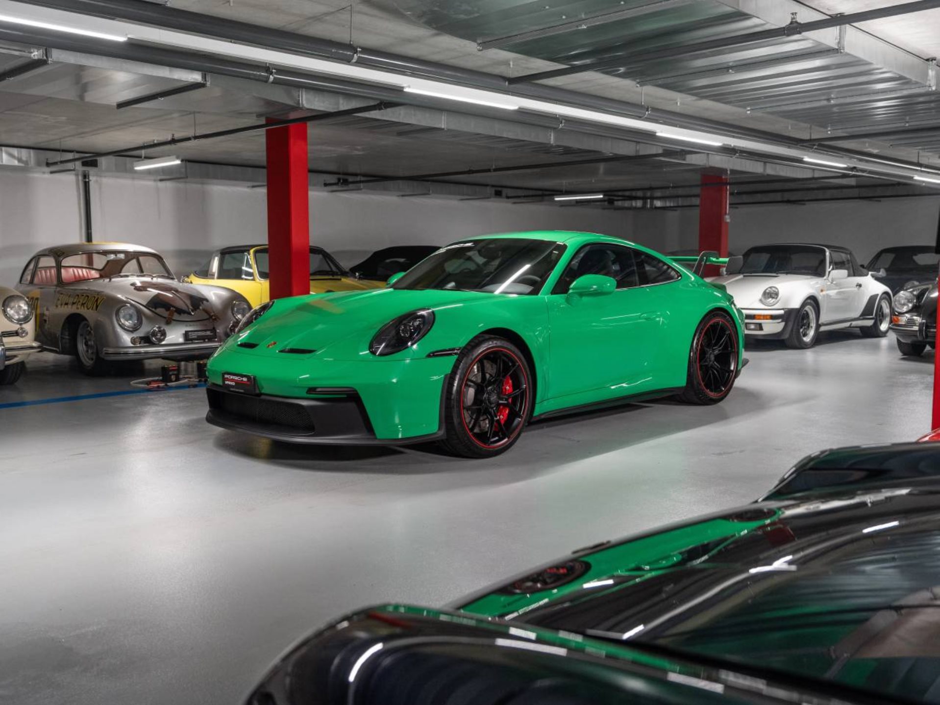 PORSCHE 911 GT3 (MY23)