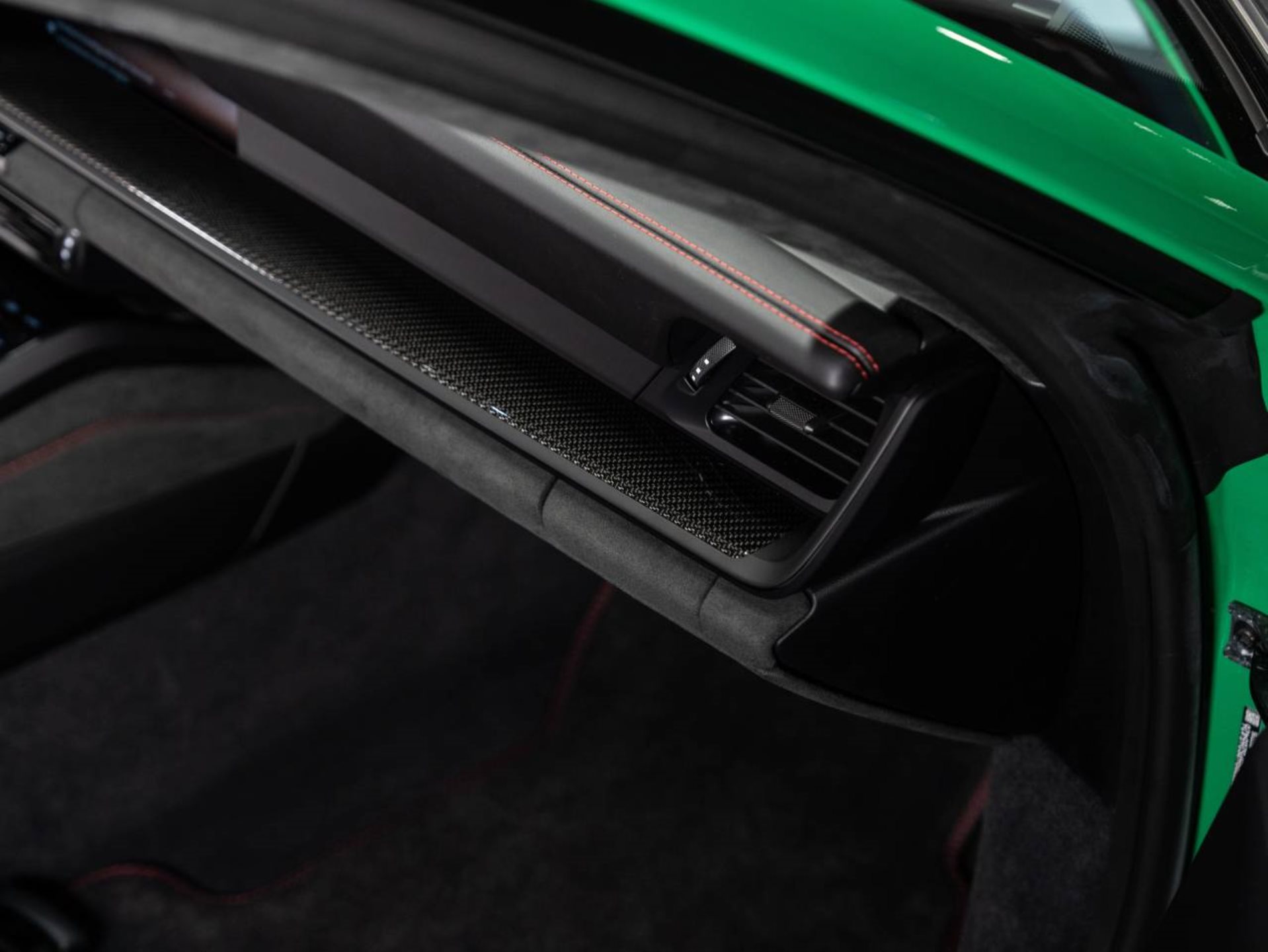 PORSCHE 911 GT3 (MY23)-image-11