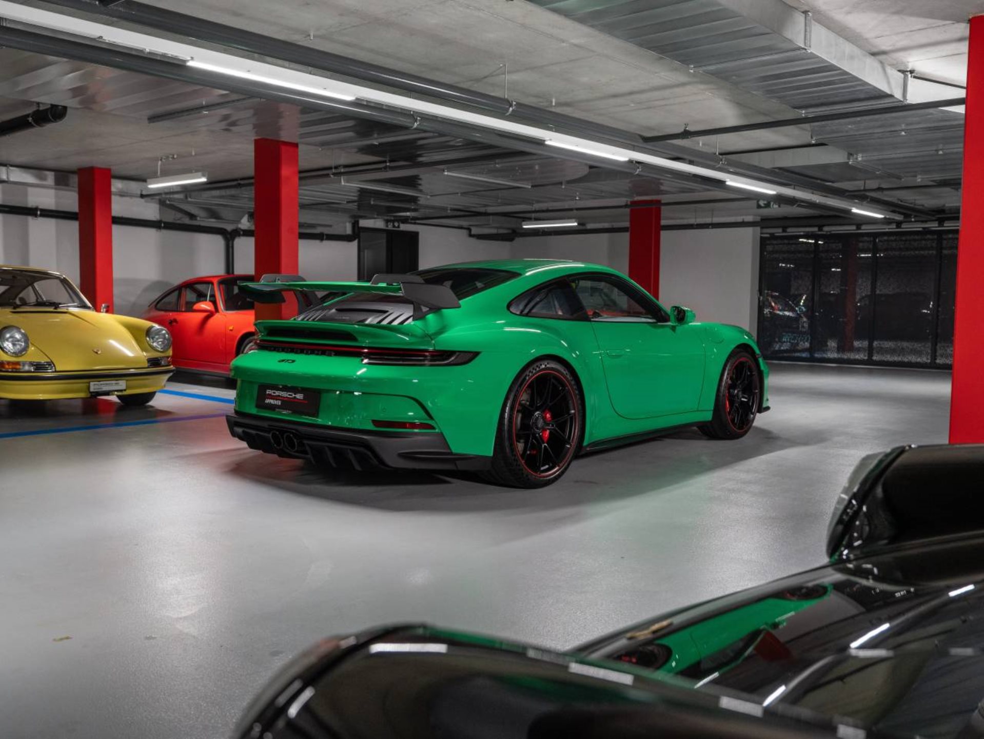 PORSCHE 911 GT3 (MY23)-image-7