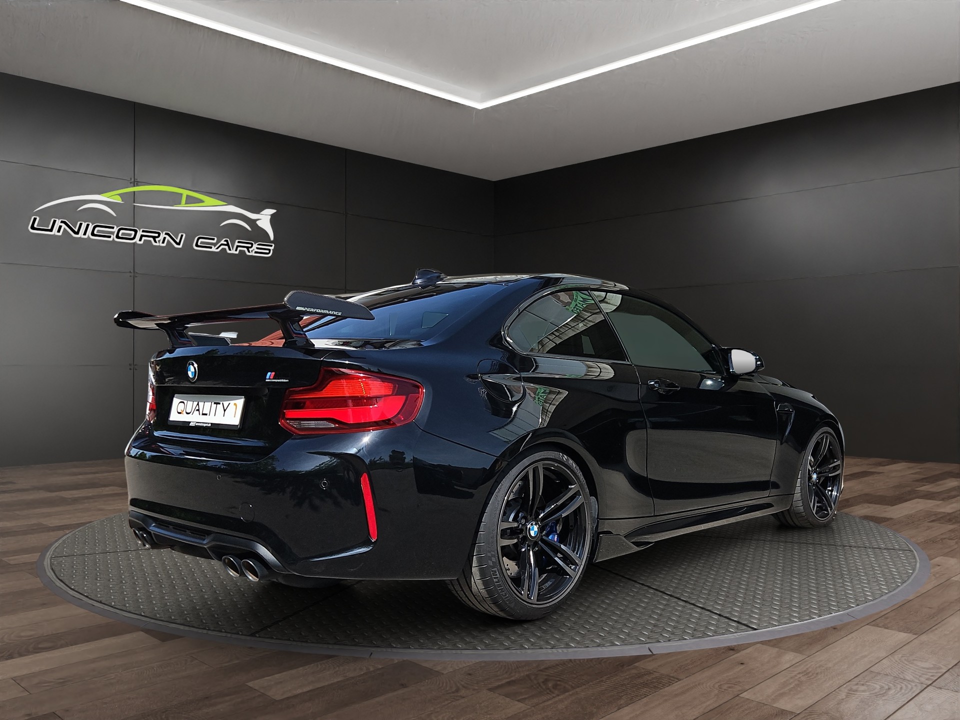 BMW M2 Competition Drivelogic-showroom-element-2