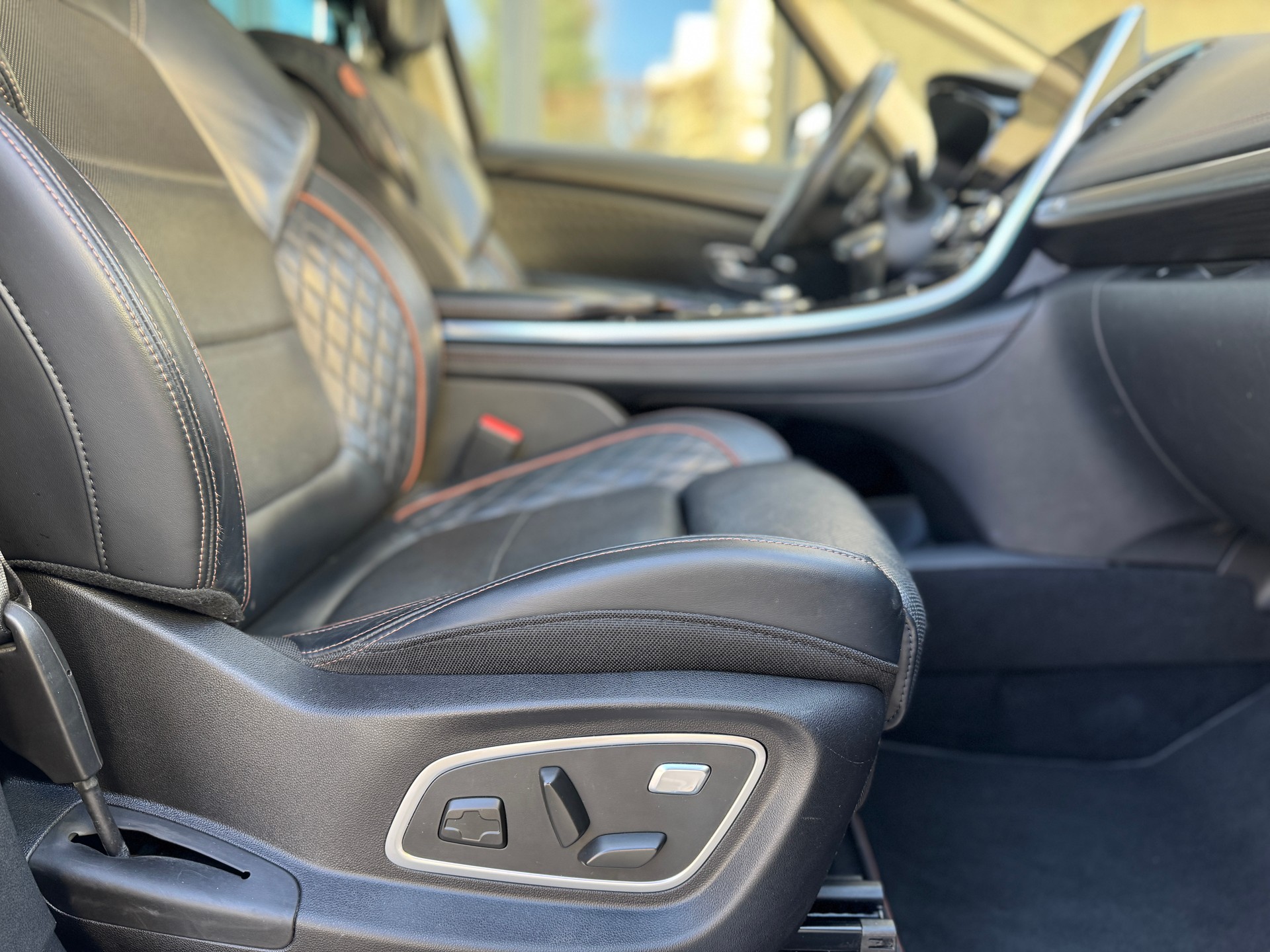 RENAULT Espace 2.0 dCi Initiale EDC 6-image-13