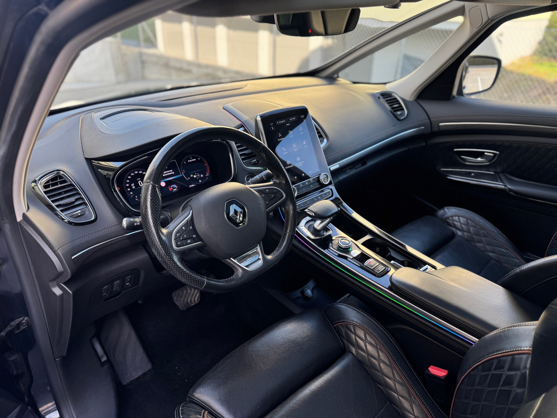 RENAULT Espace 2.0 dCi Initiale EDC 6-image-8