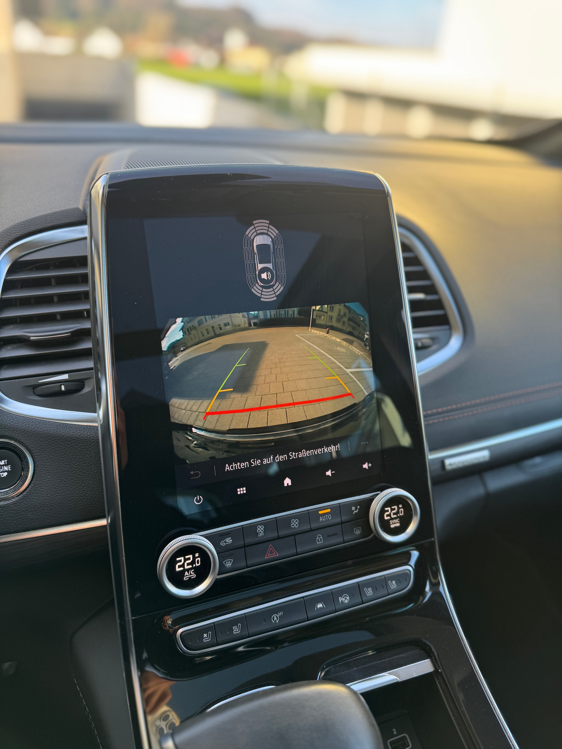 RENAULT Espace 2.0 dCi Initiale EDC 6-image-11