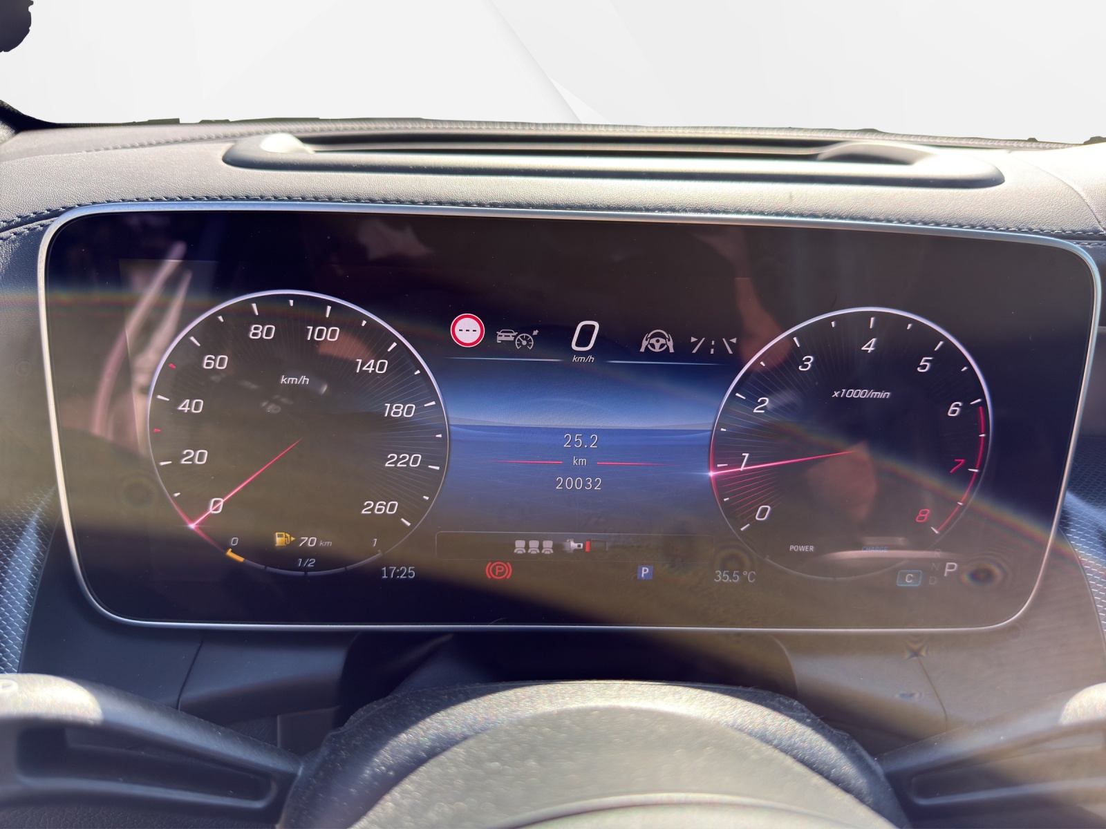 MERCEDES-BENZ GLC 200 AMG Line 4matic-image-15