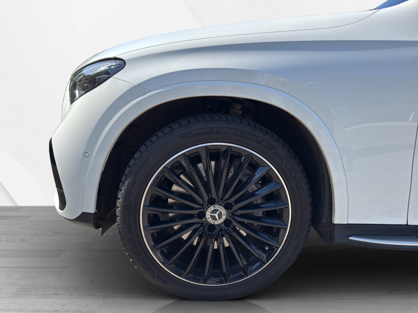 MERCEDES-BENZ GLC 200 AMG Line 4matic-image-8