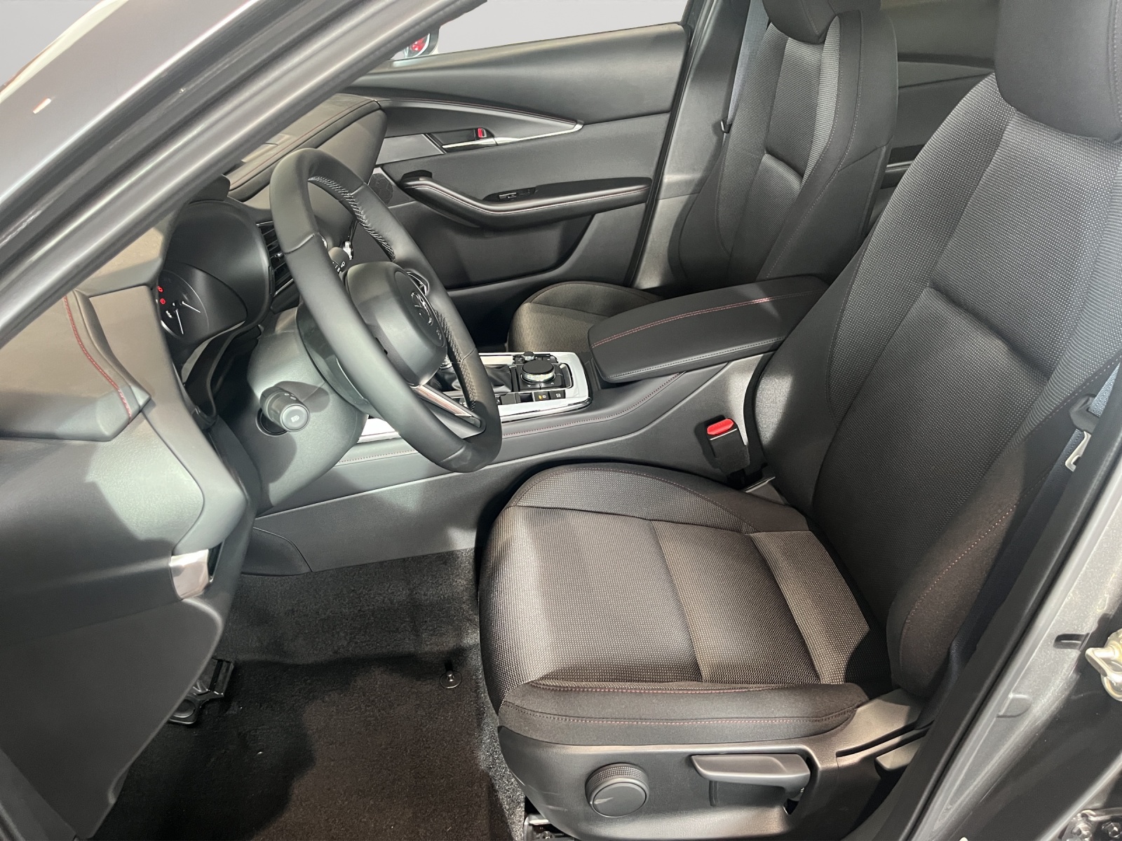 MAZDA CX-30 SKYACTIV-G 140 M Hybrid Homura FWD AT-showroom-element-3