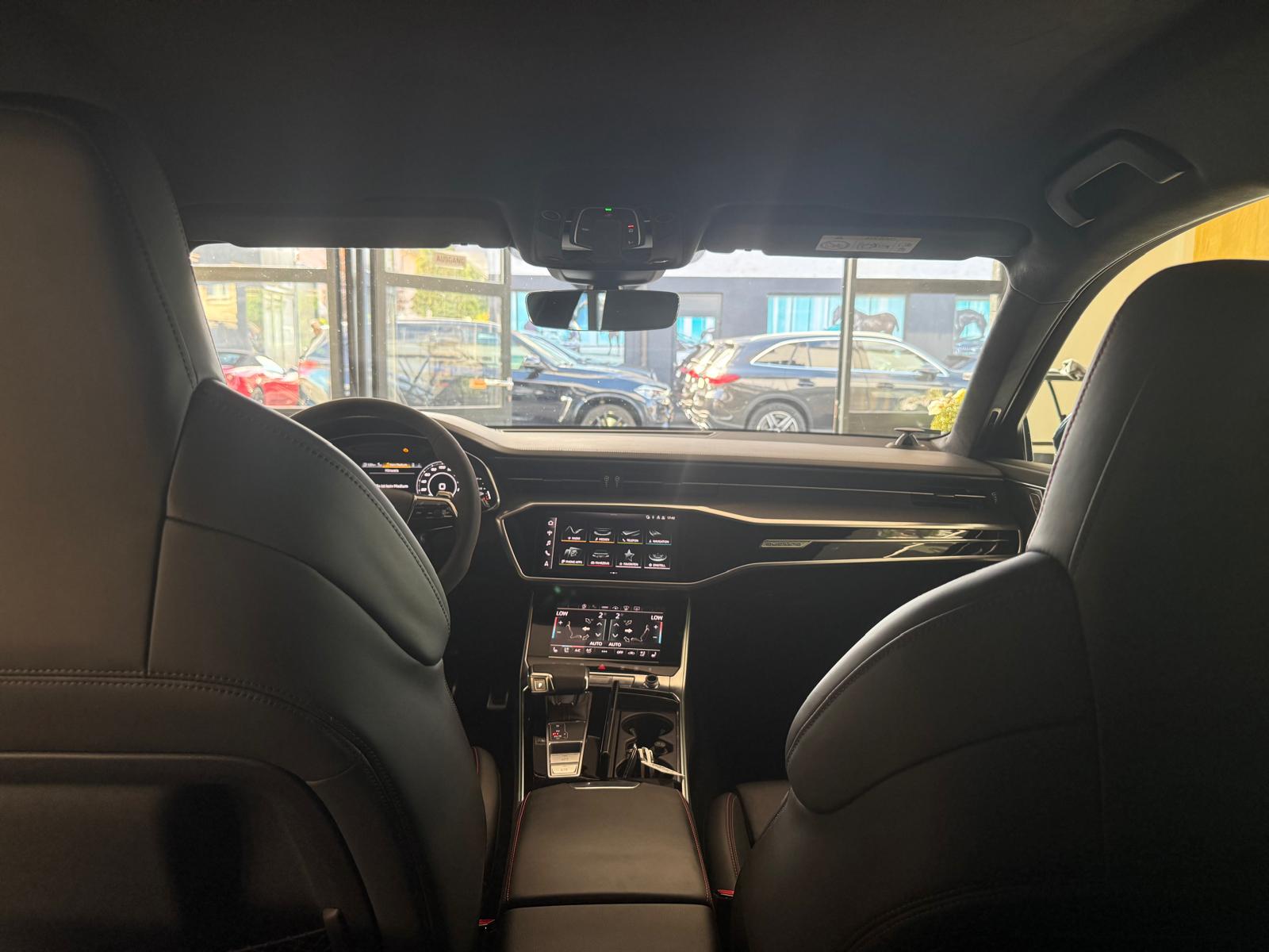 AUDI RS6 Avant 4.0 TFSI V8 quattro-image-16